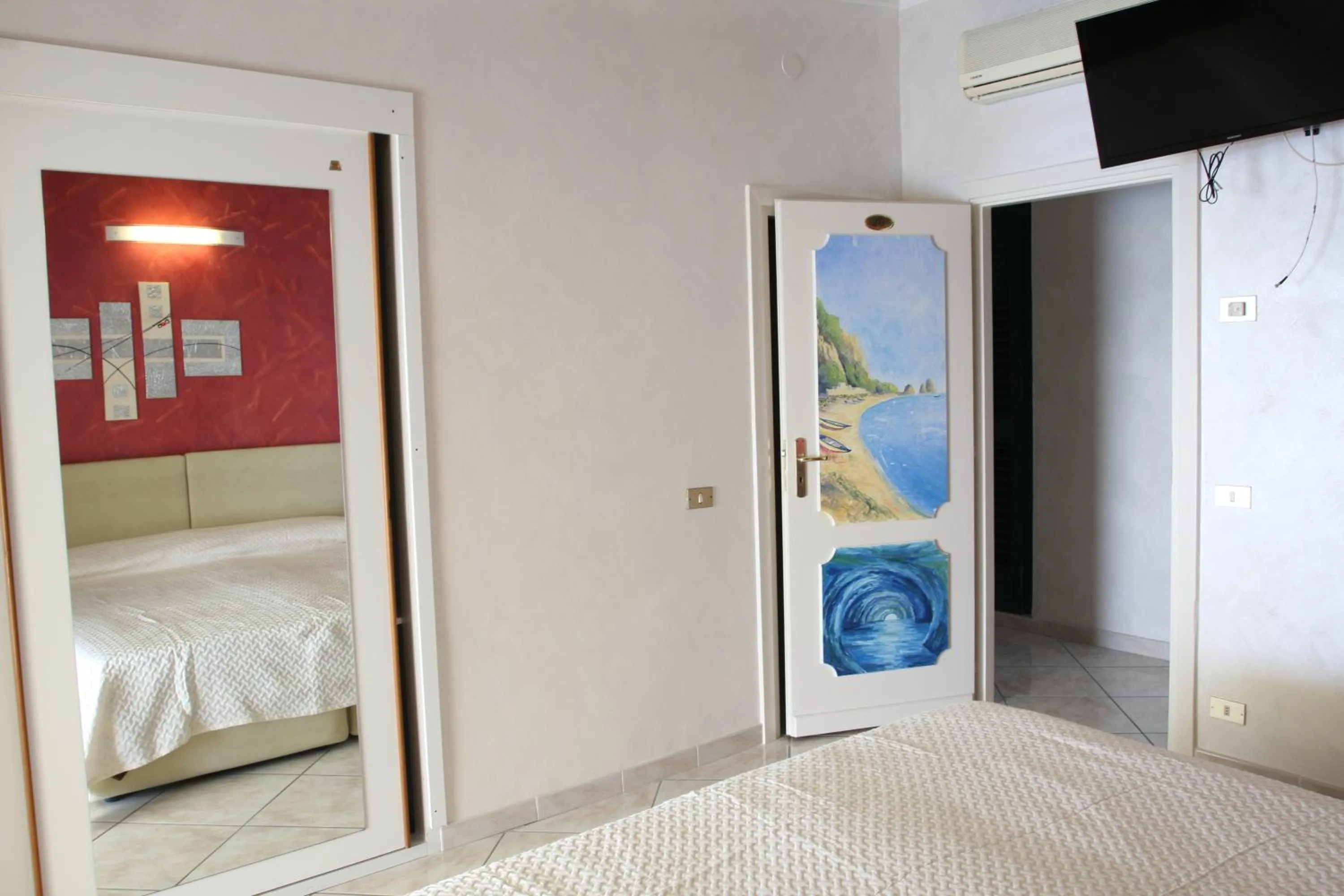 Internal: Not applicable to any particular room, Bed in Leonardo's B&B