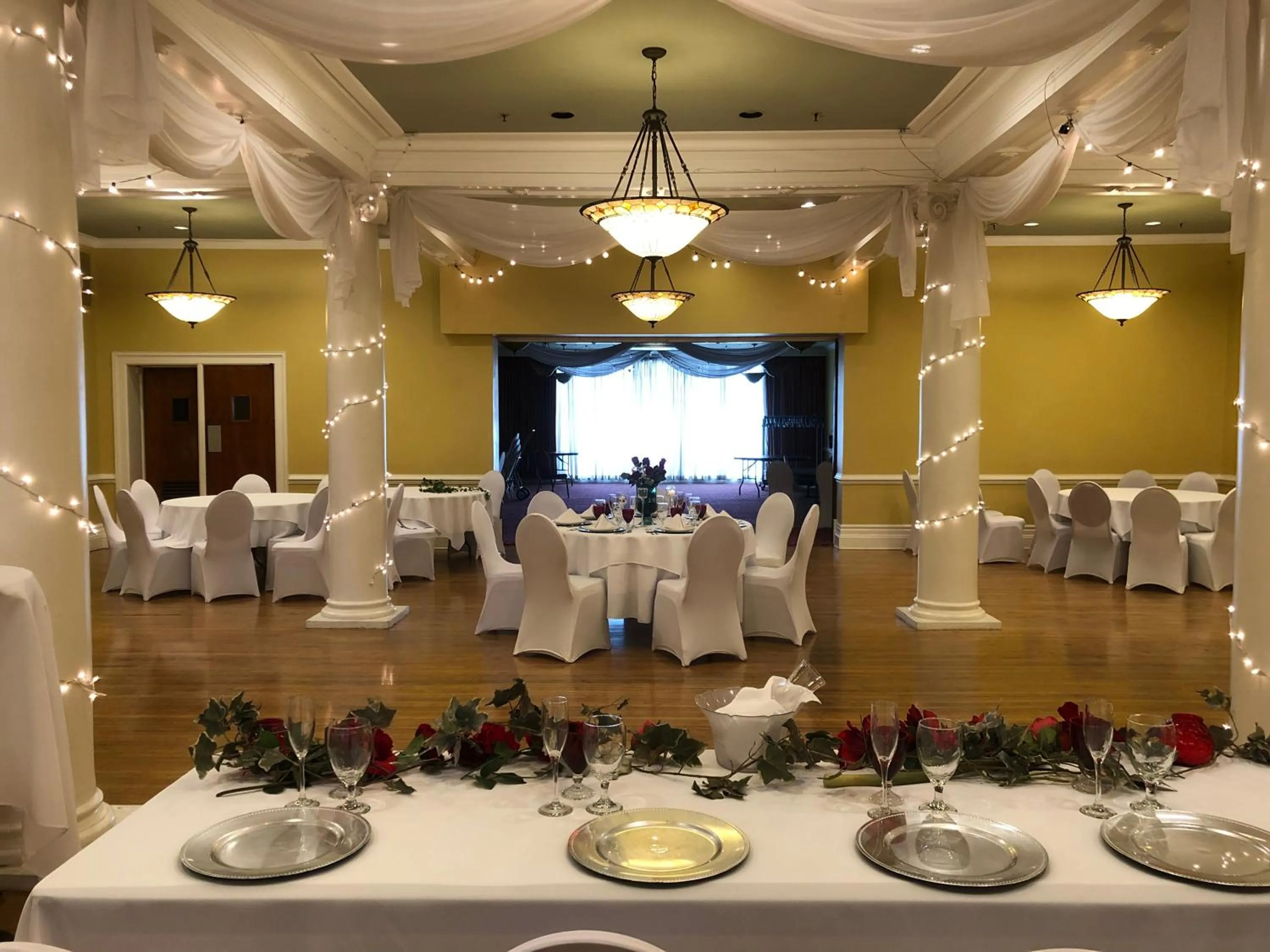 Banquet/Function facilities in Stearns Hotel