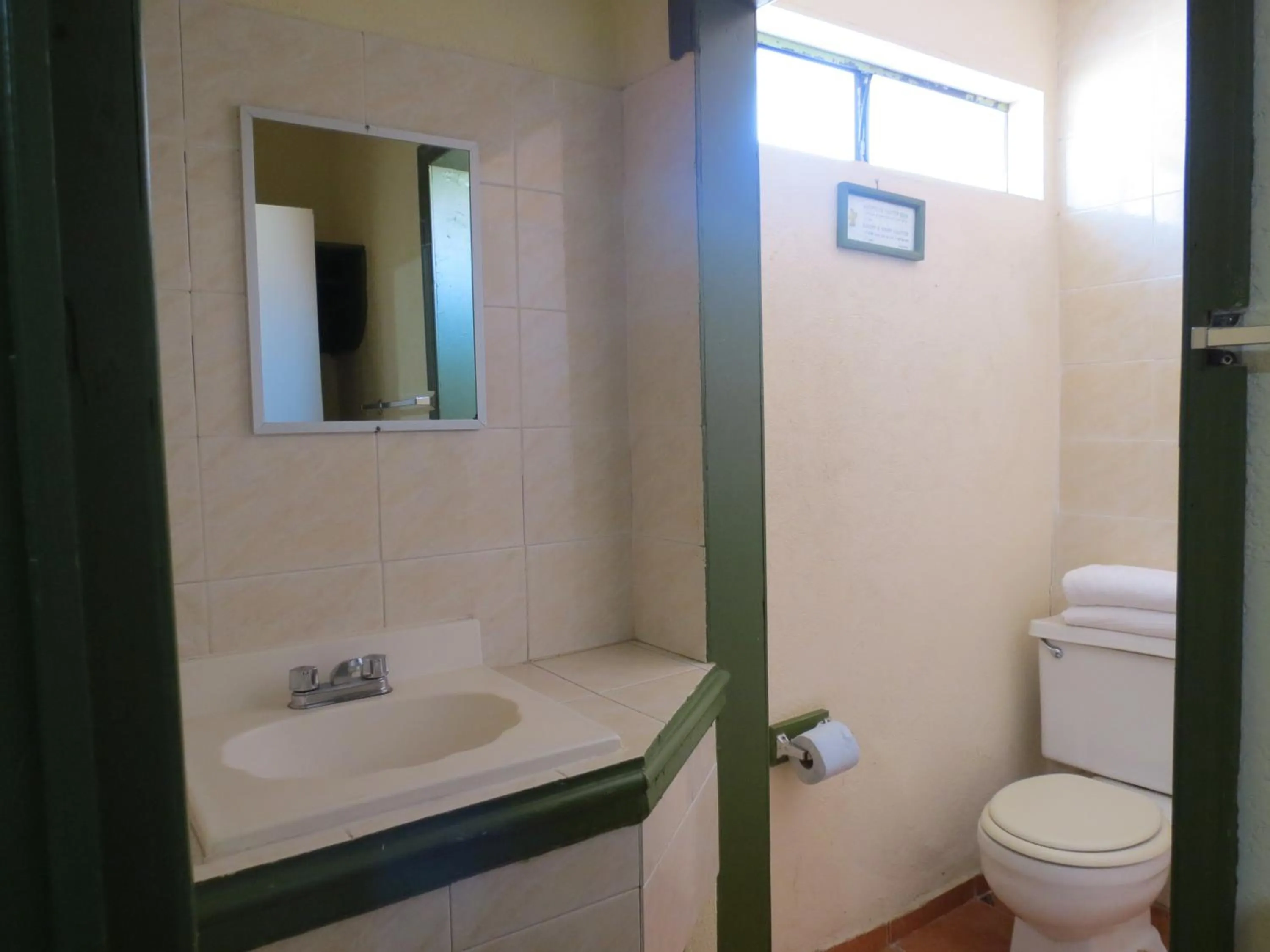 Bathroom in Restaurante Malarrimo Hotel & RV Parking