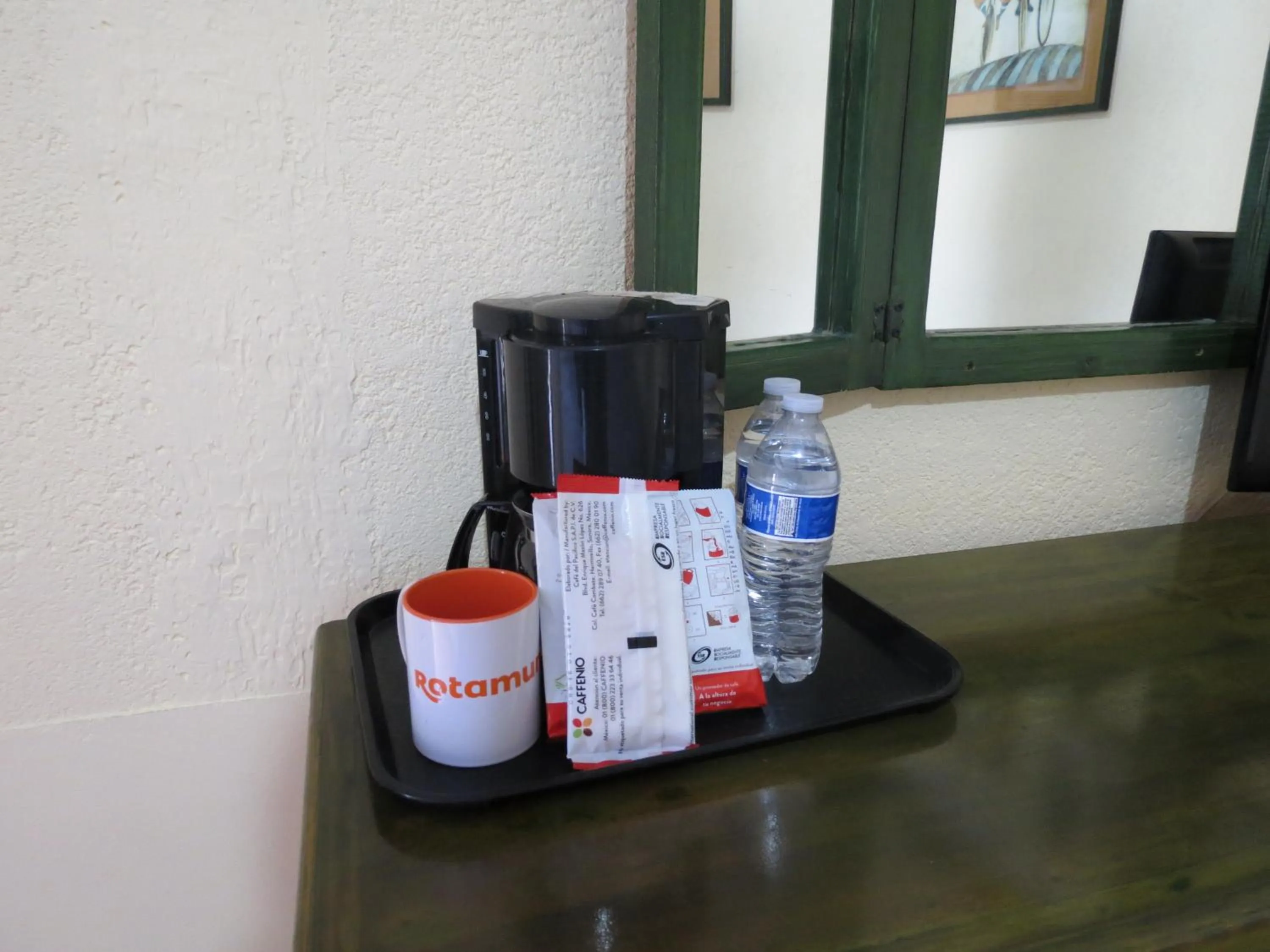 Coffee/tea facilities in Restaurante Malarrimo Hotel & RV Parking