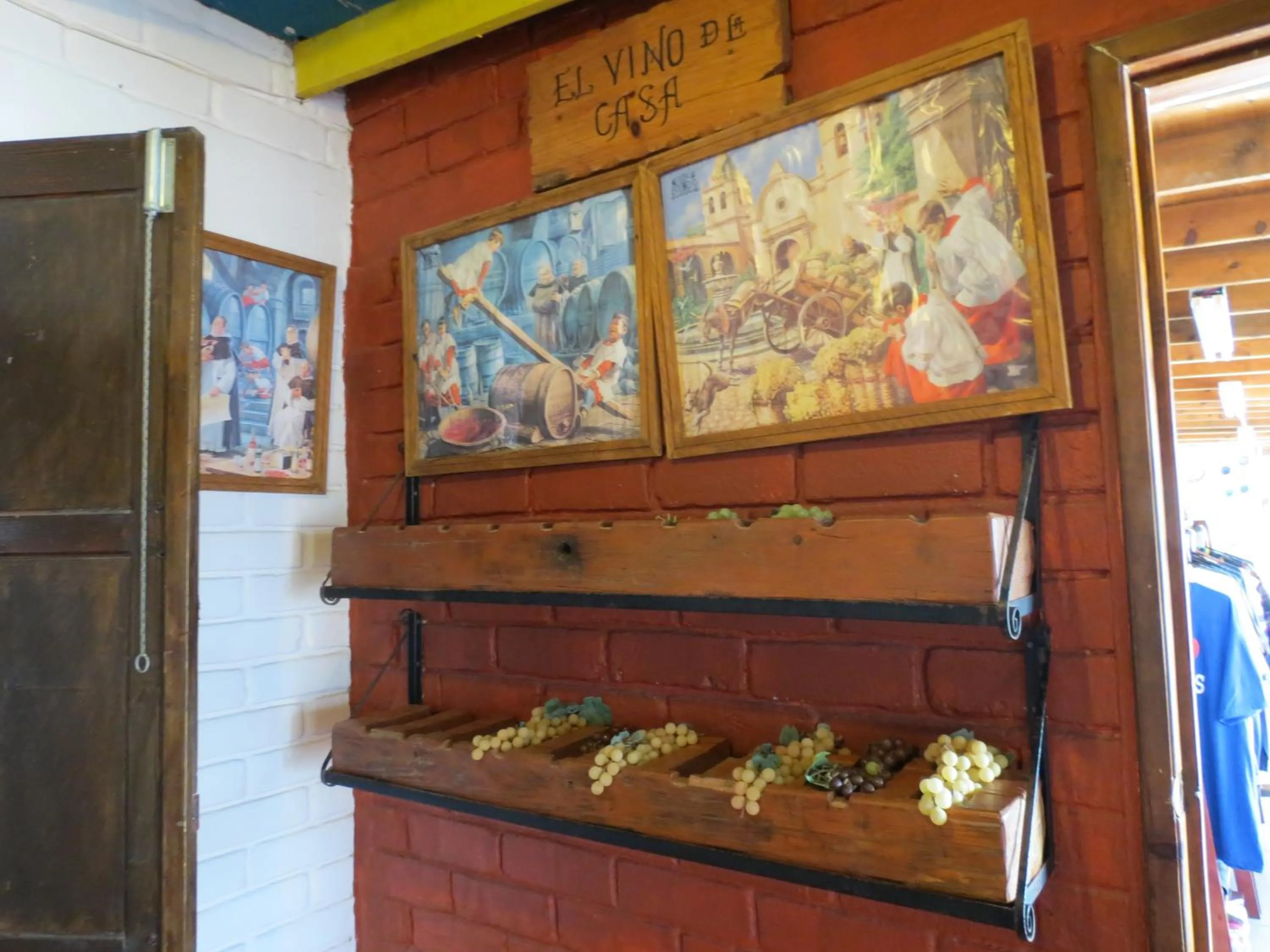 On-site shops in Restaurante Malarrimo Hotel & RV Parking