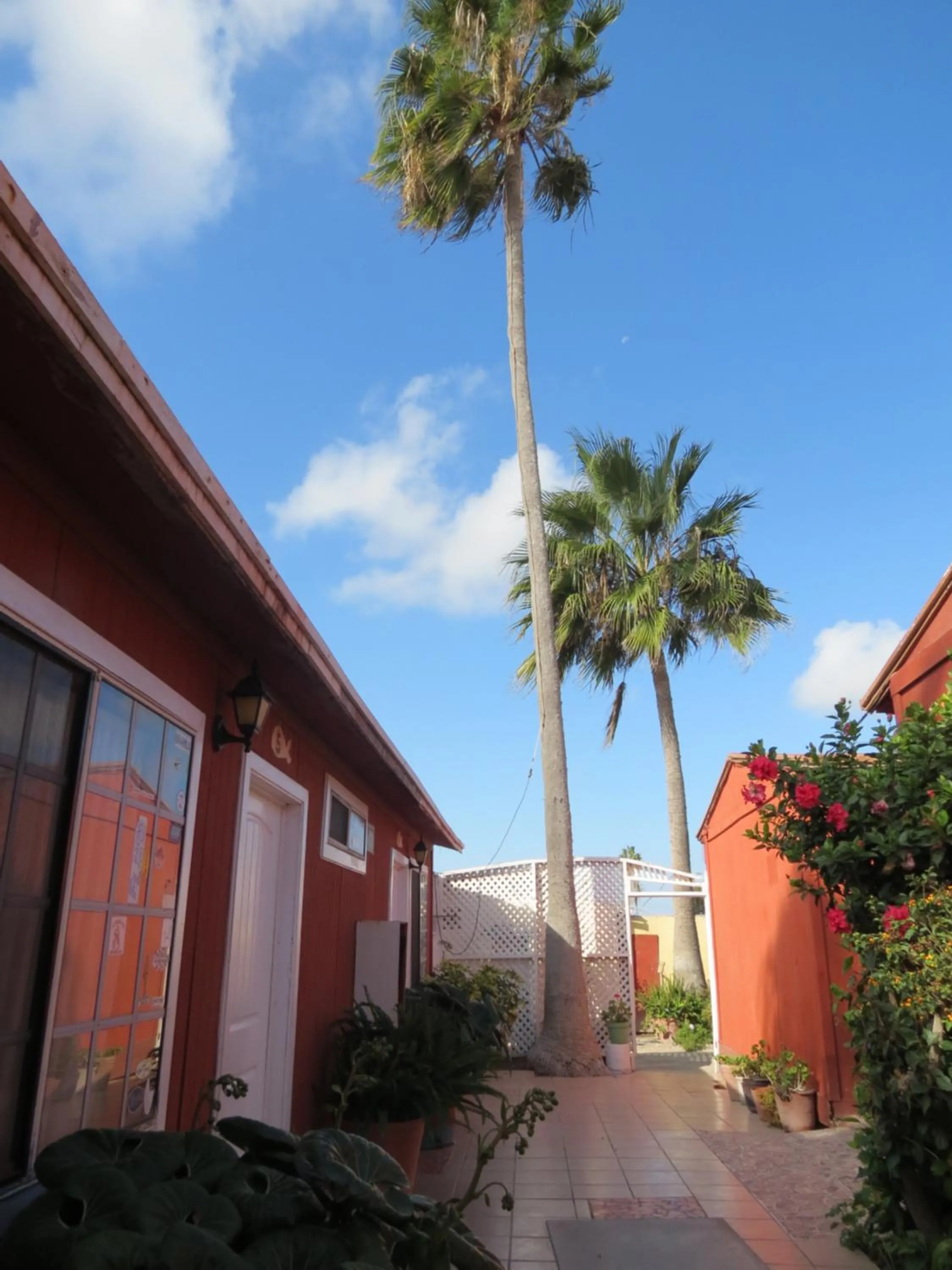 Facade/entrance in Restaurante Malarrimo Hotel & RV Parking