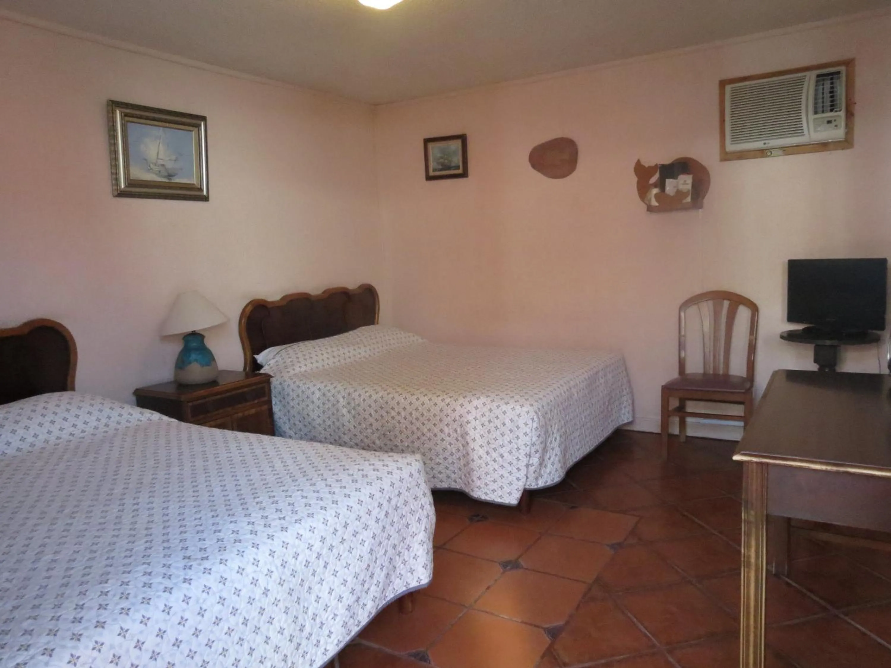 Bed in Restaurante Malarrimo Hotel & RV Parking