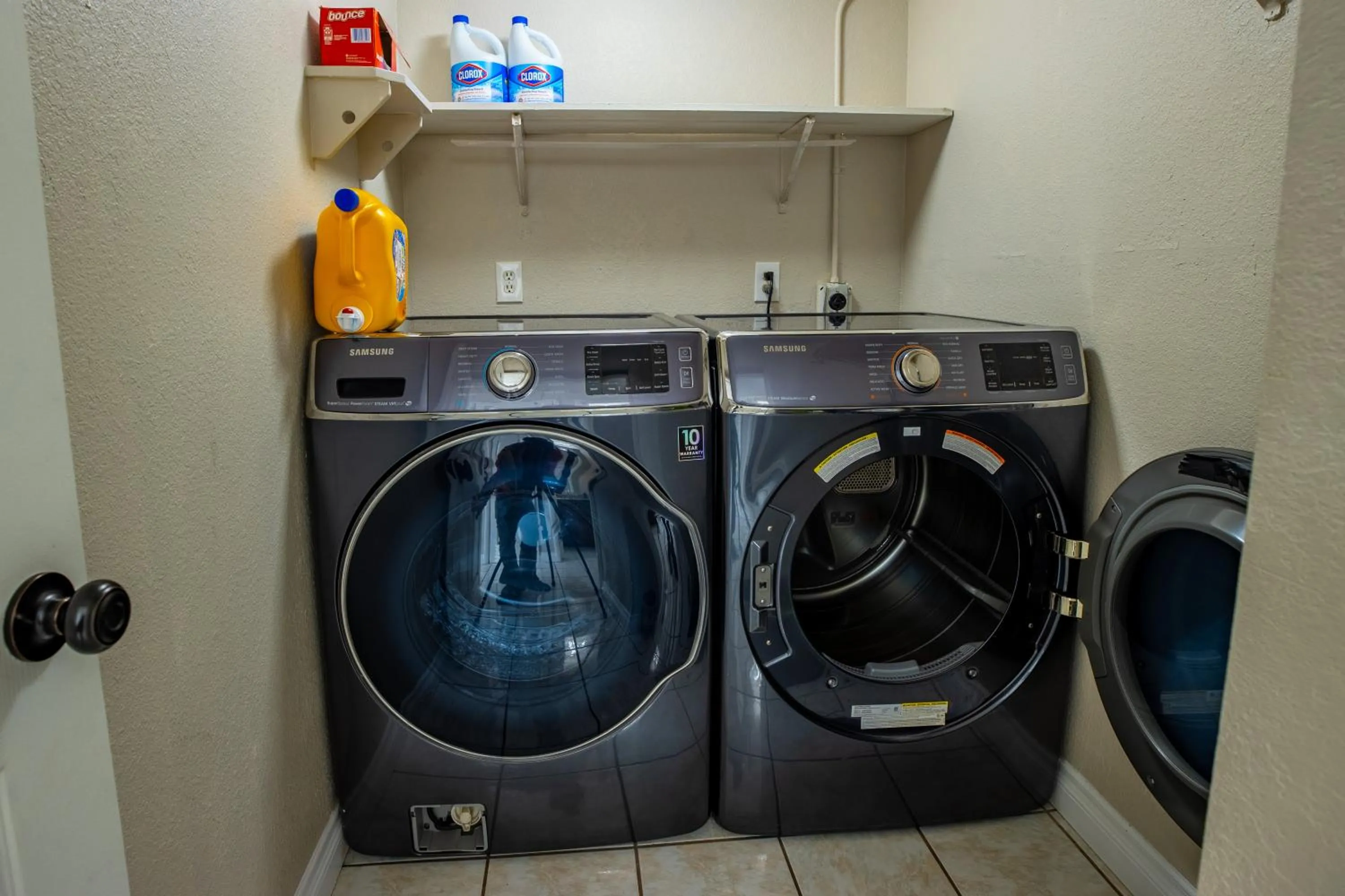 1800 SqFt House W/Heated Pool Spa 13Min From Strip