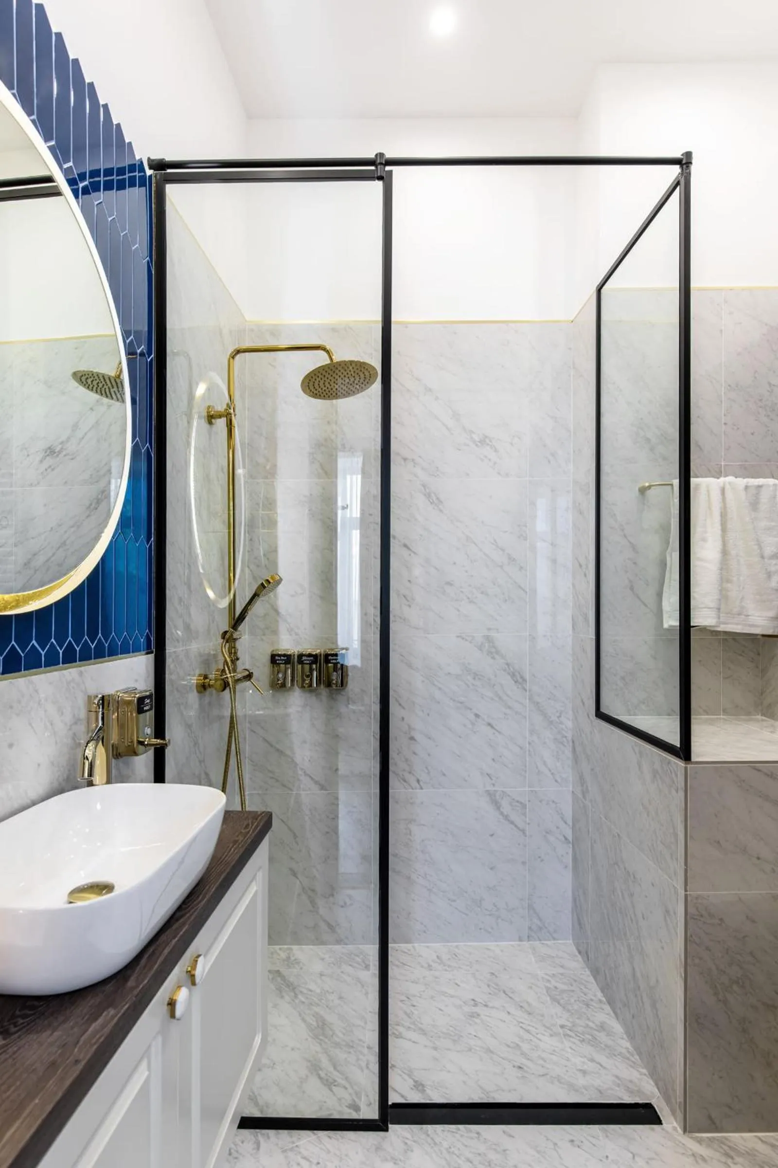 Shower in Old Town Luxury Suites