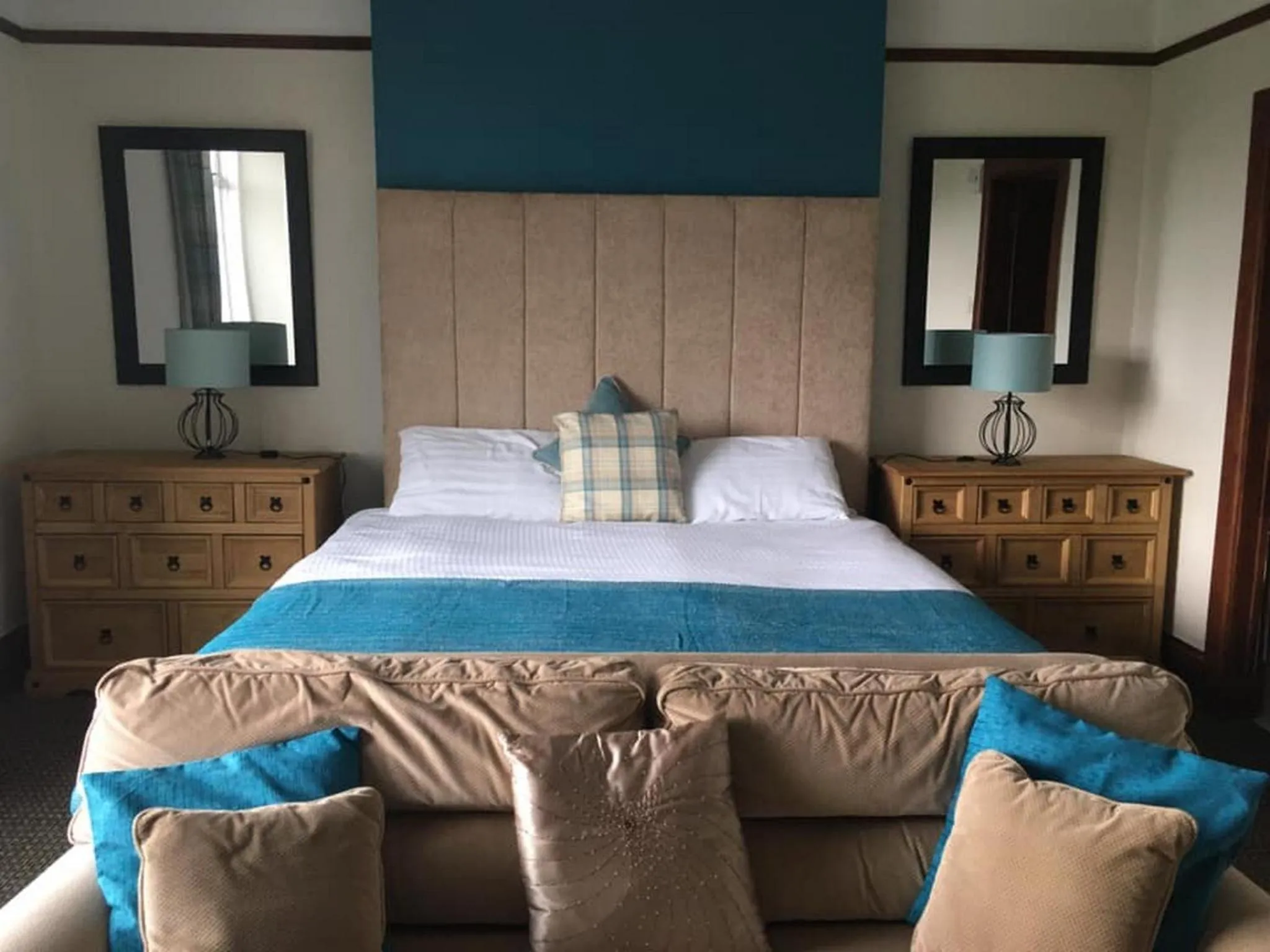 Bedroom, Bed in Kestor Inn, Manaton, Dartmoor National Park, Newton Abbot, Devon