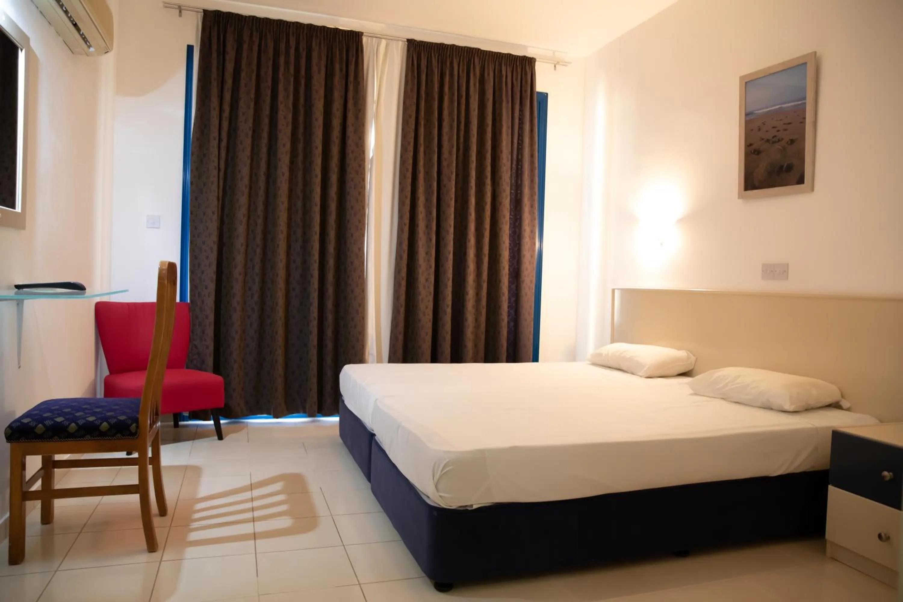 Bed in West End Hotel