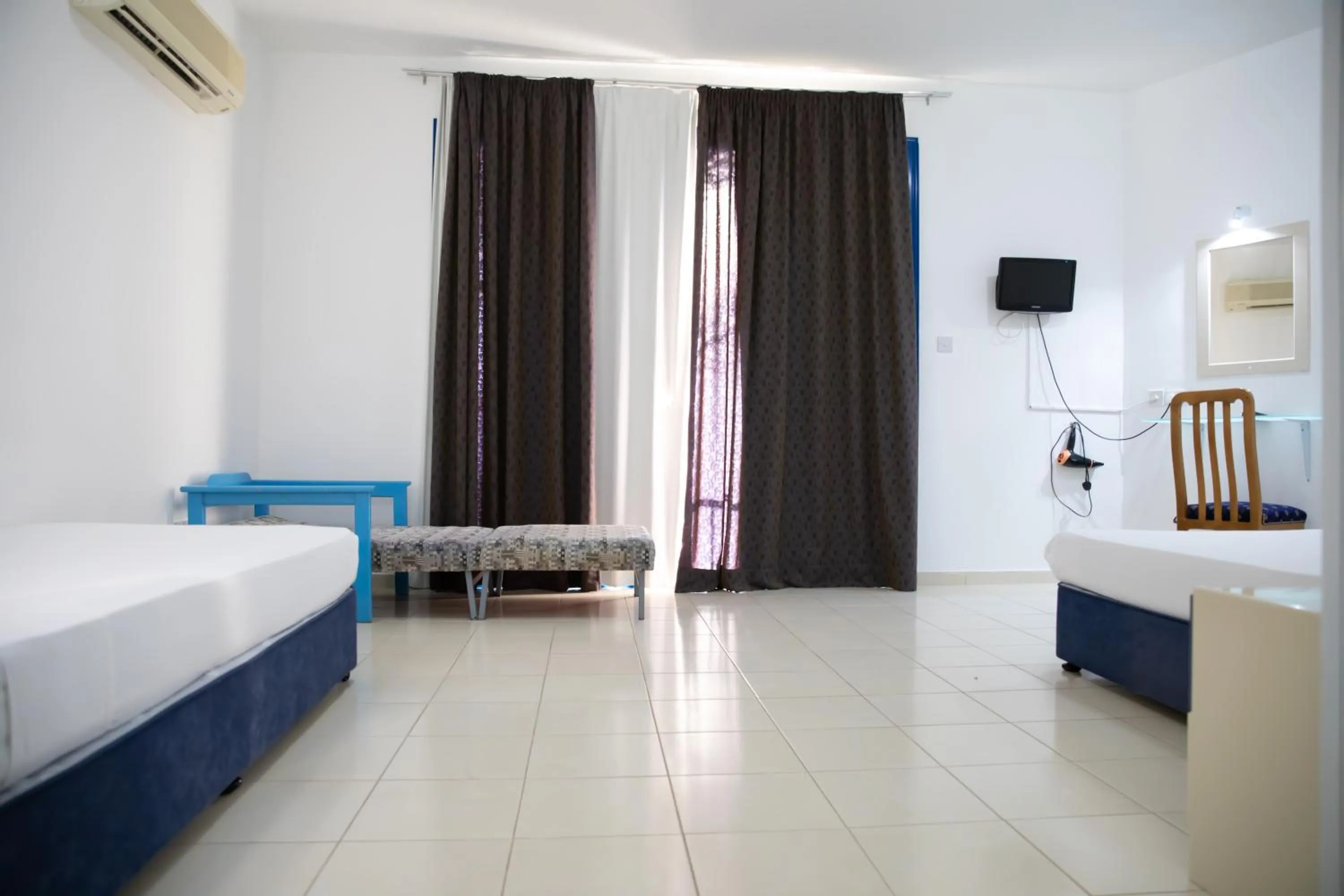 Bed in West End Hotel