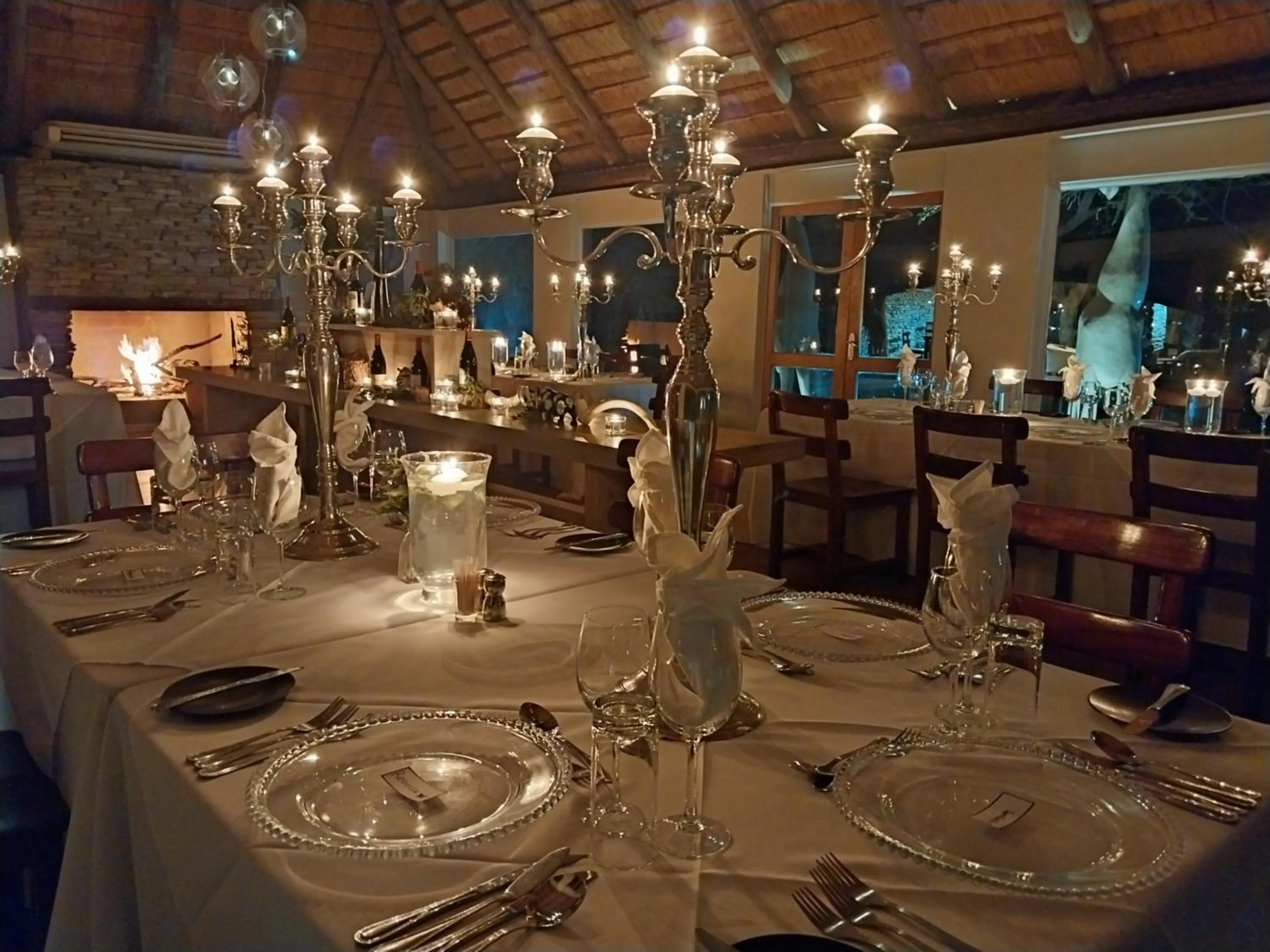 Restaurant/places to eat in Karongwe River Lodge