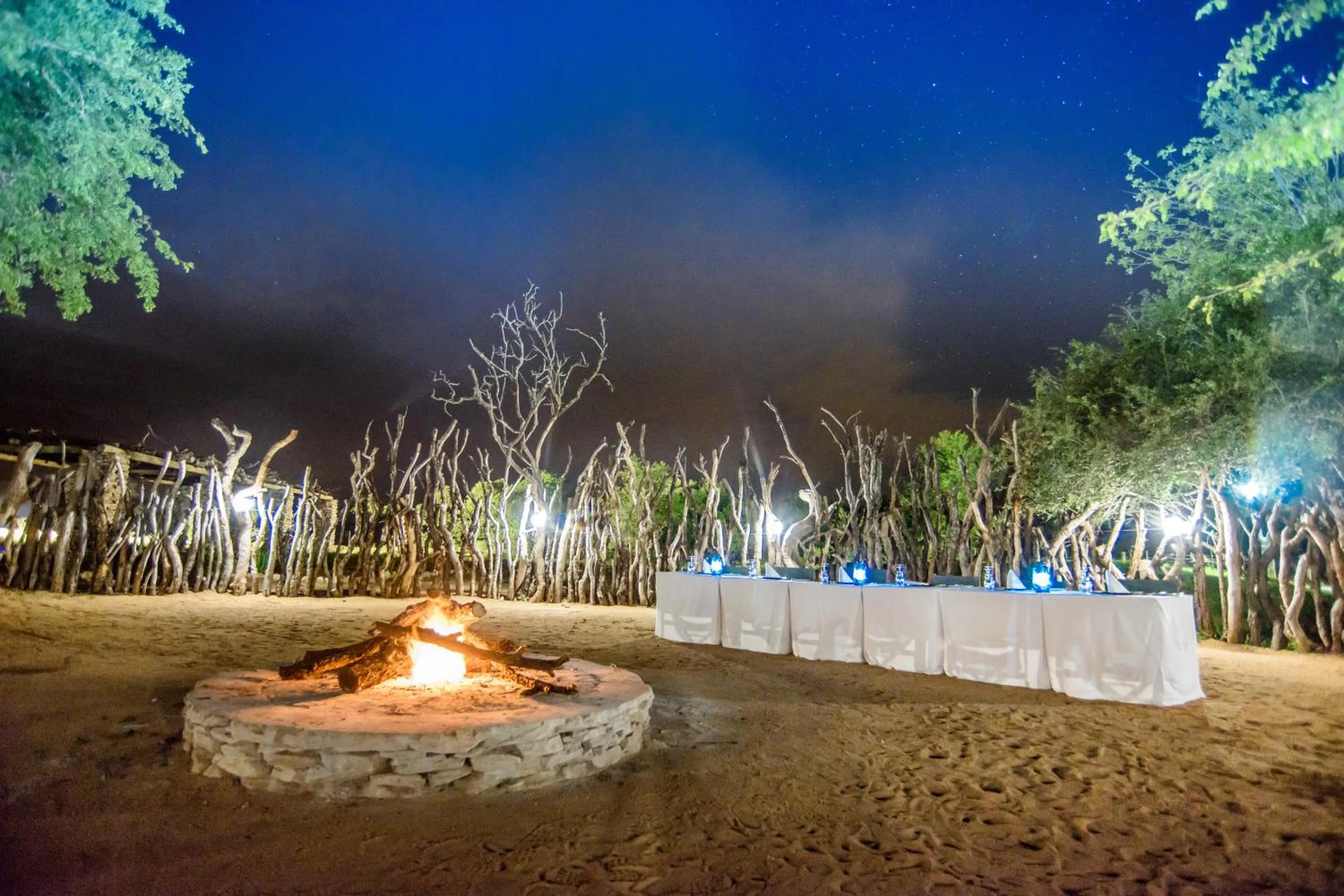 Communal lounge/ TV room in Karongwe River Lodge