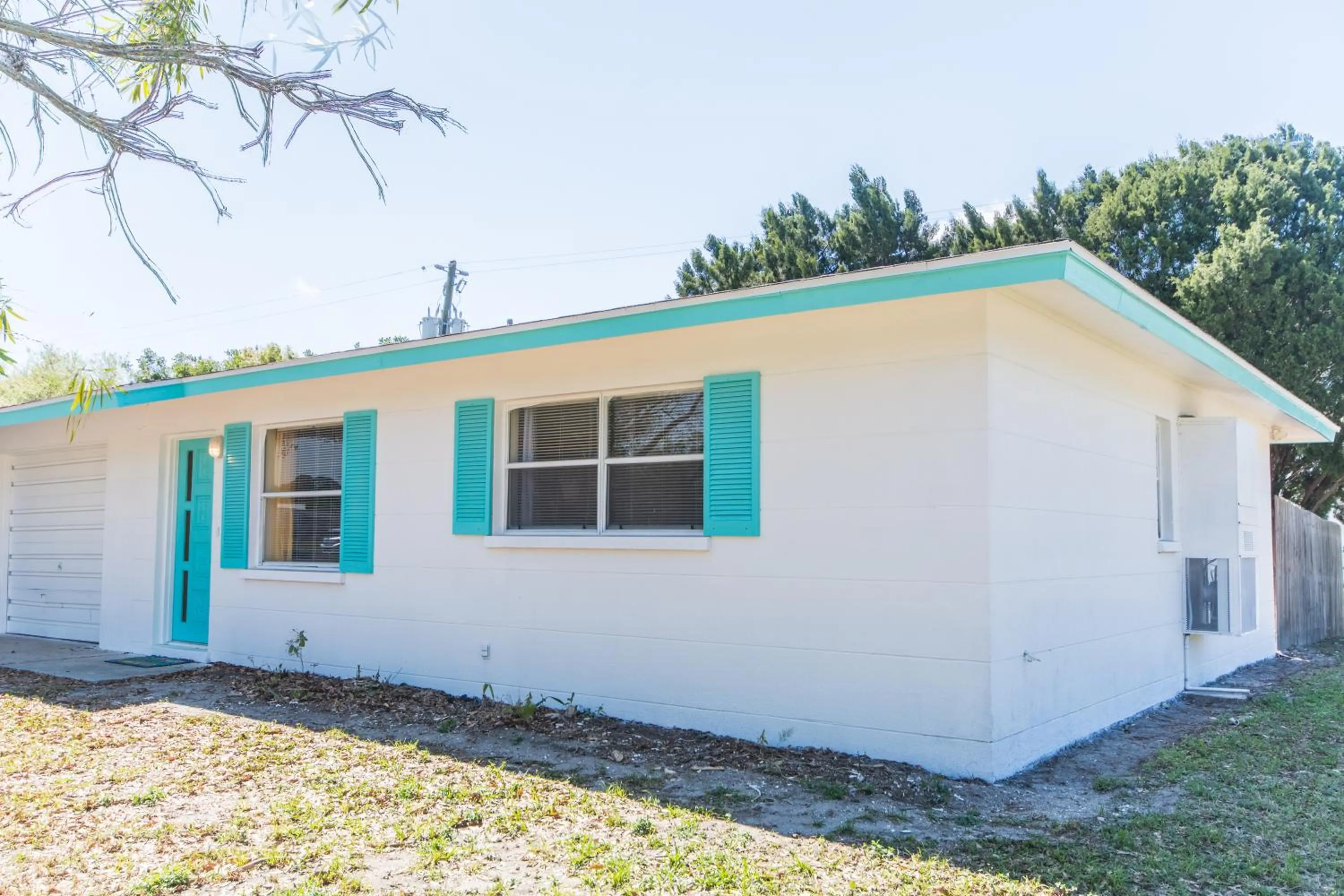 Property building in Villa Franca bungalow