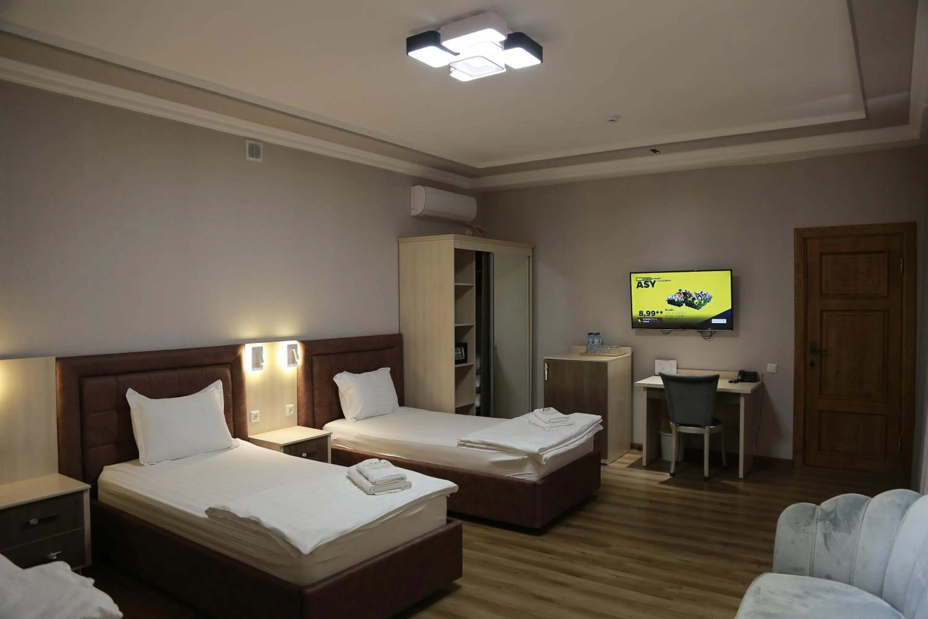 Photo of the whole room, Bed in Asal Boutique Hotel