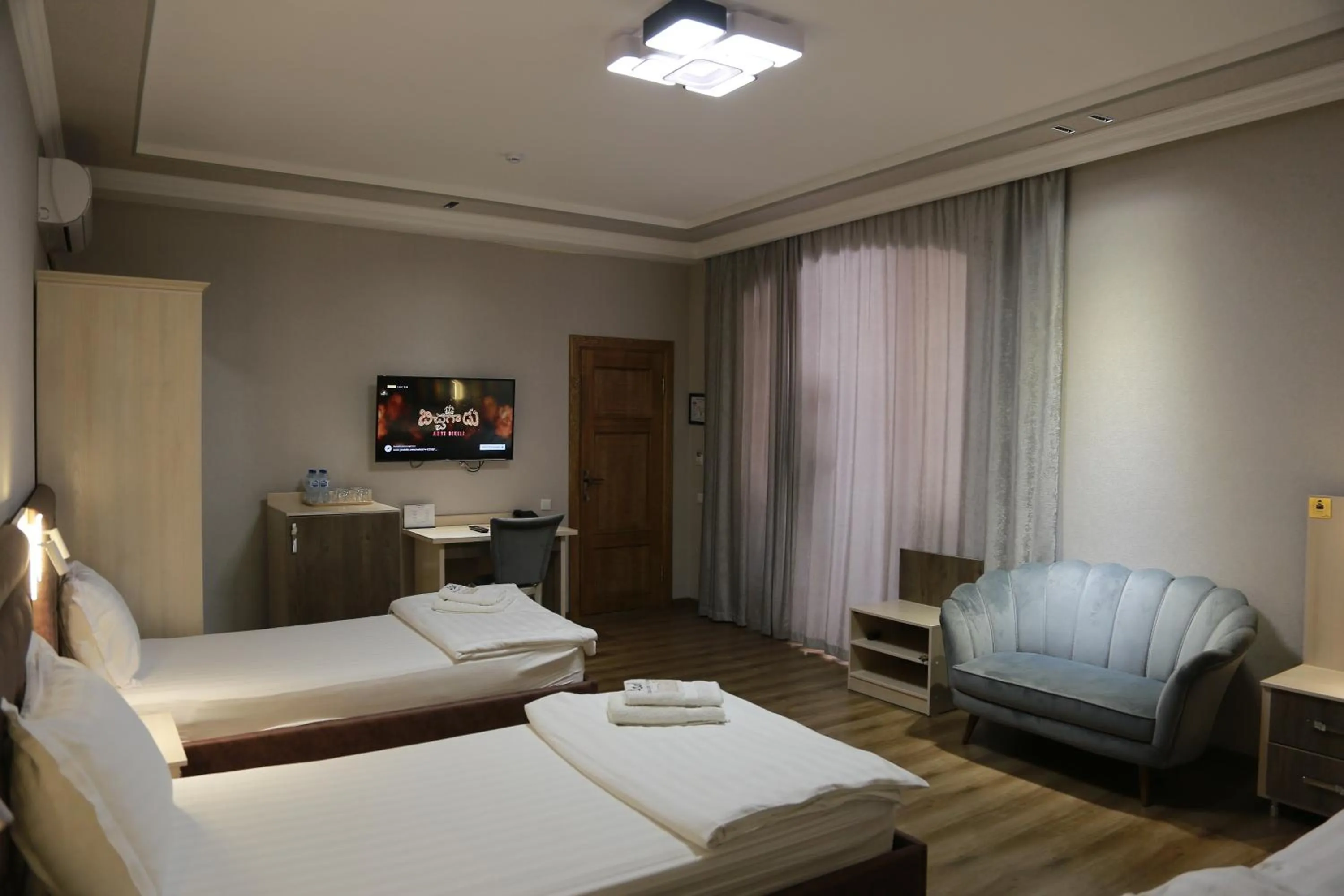 TV and multimedia, Bed in Asal Boutique Hotel