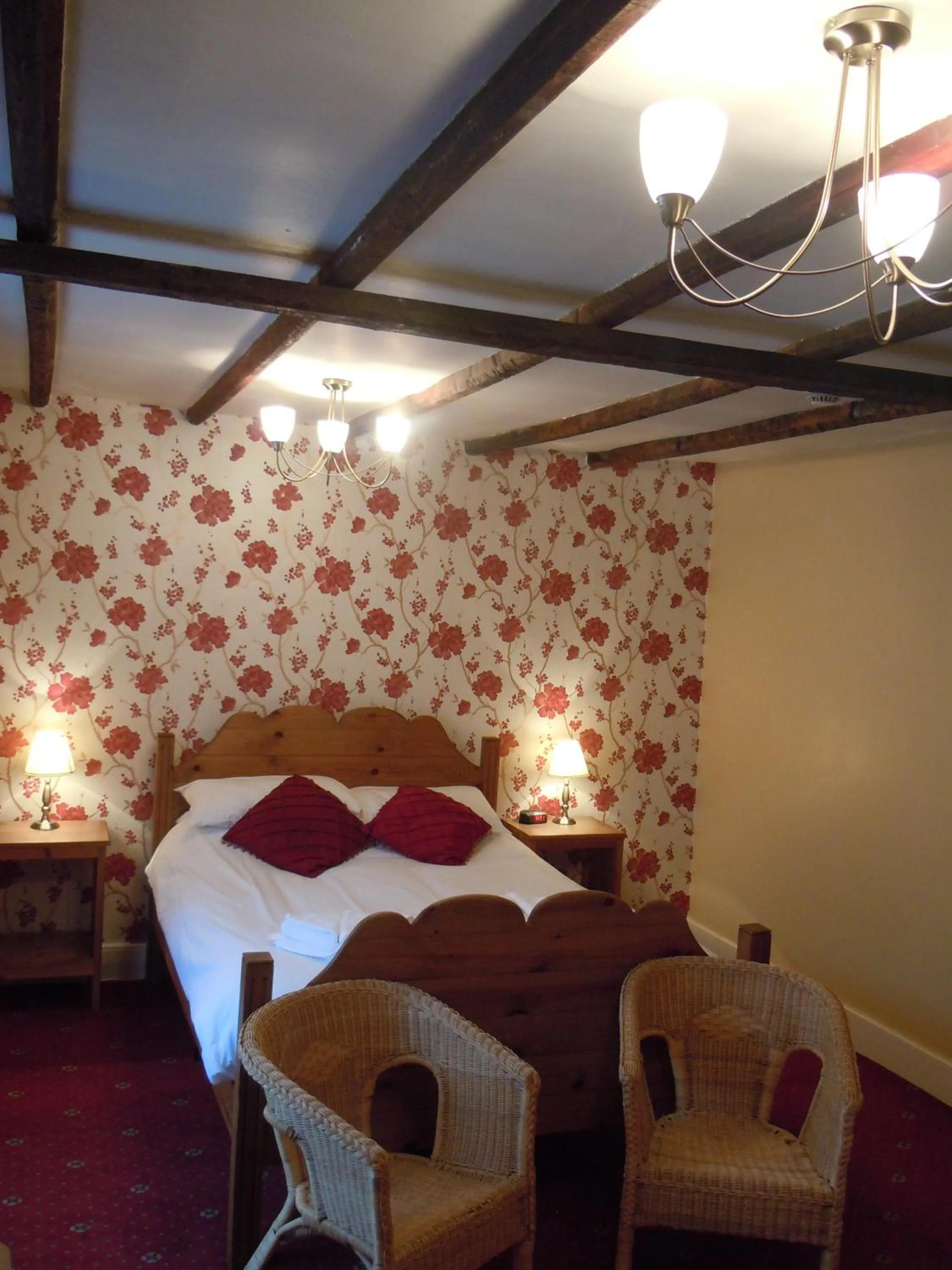 Photo of the whole room in The New Inn