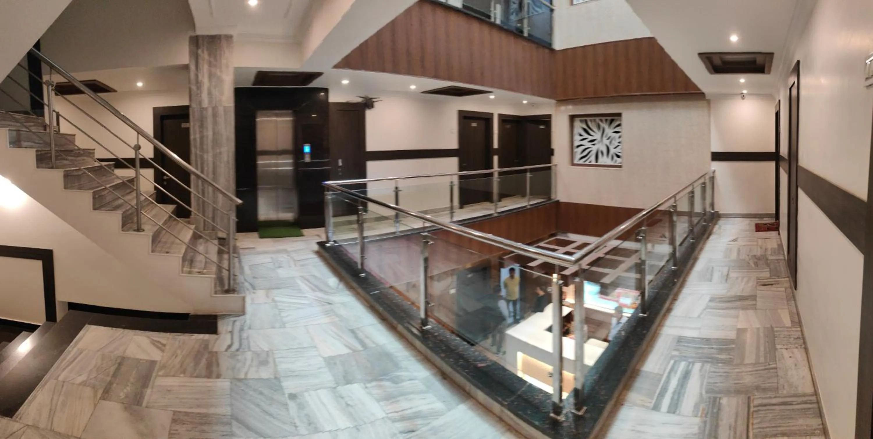 elevator in Hotel Krishna