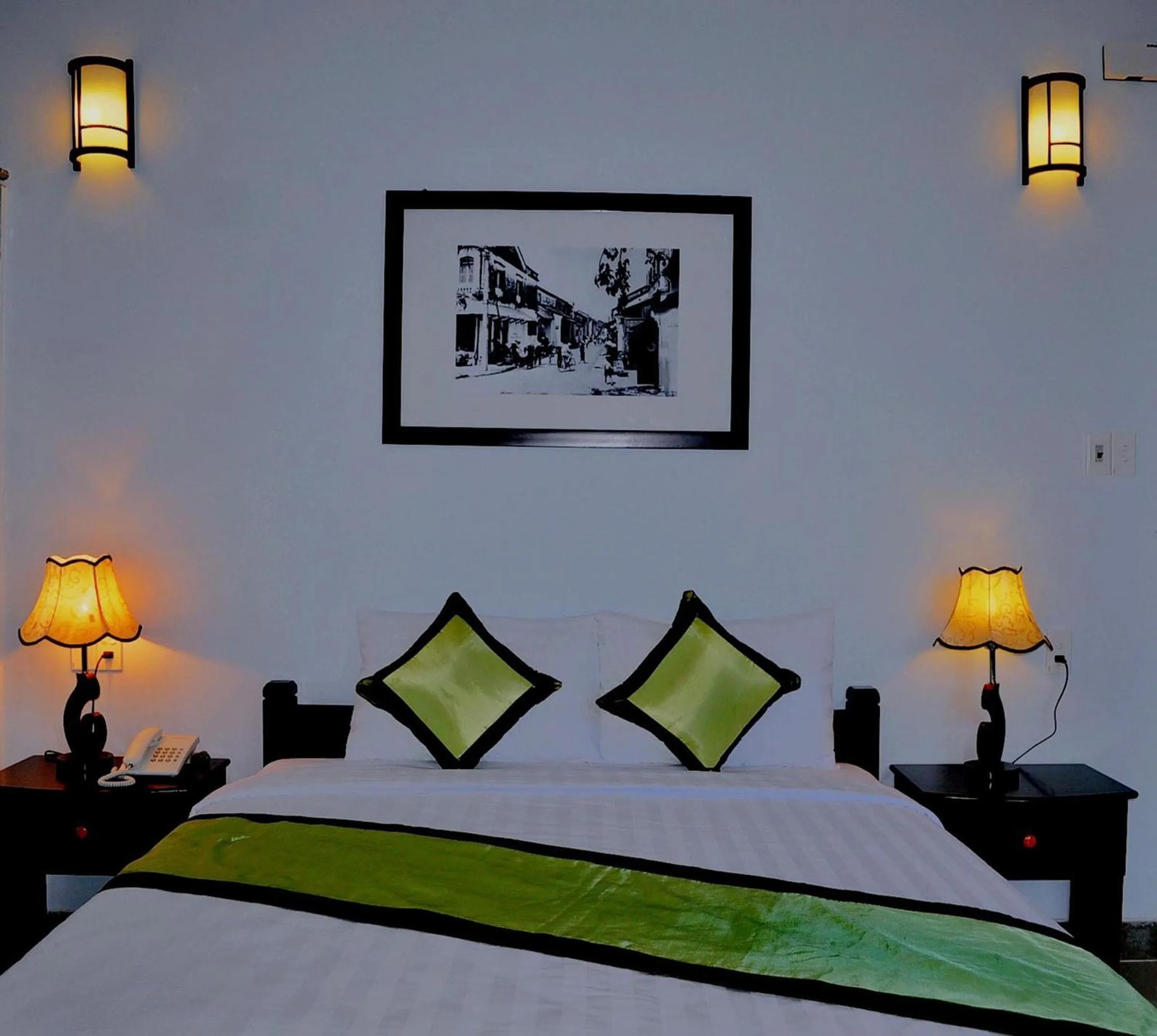 Living room, Bed in Starfruit villa Hoi An