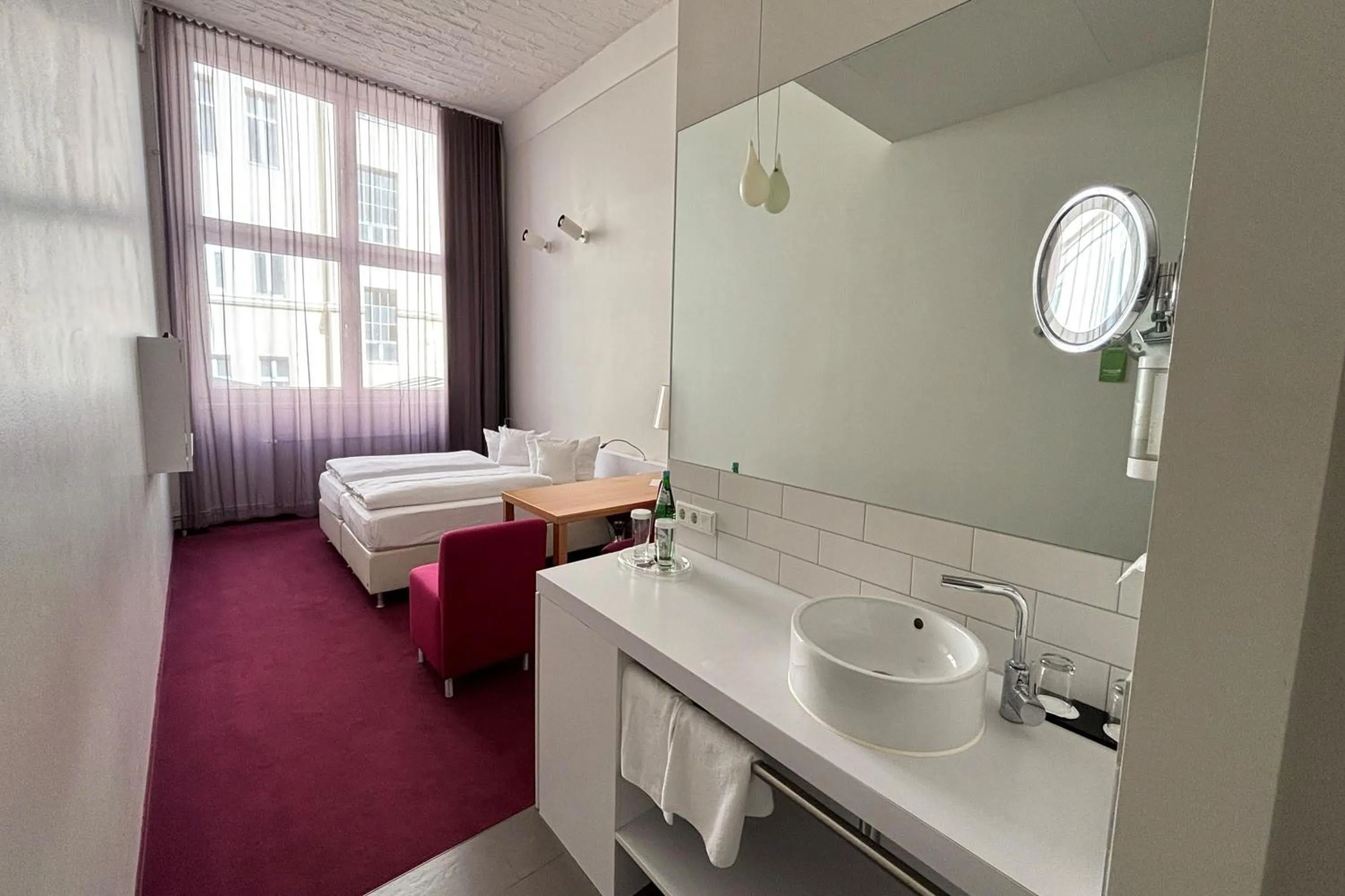 Photo of the whole room, Bed in Wyndham Garden Berlin Mitte