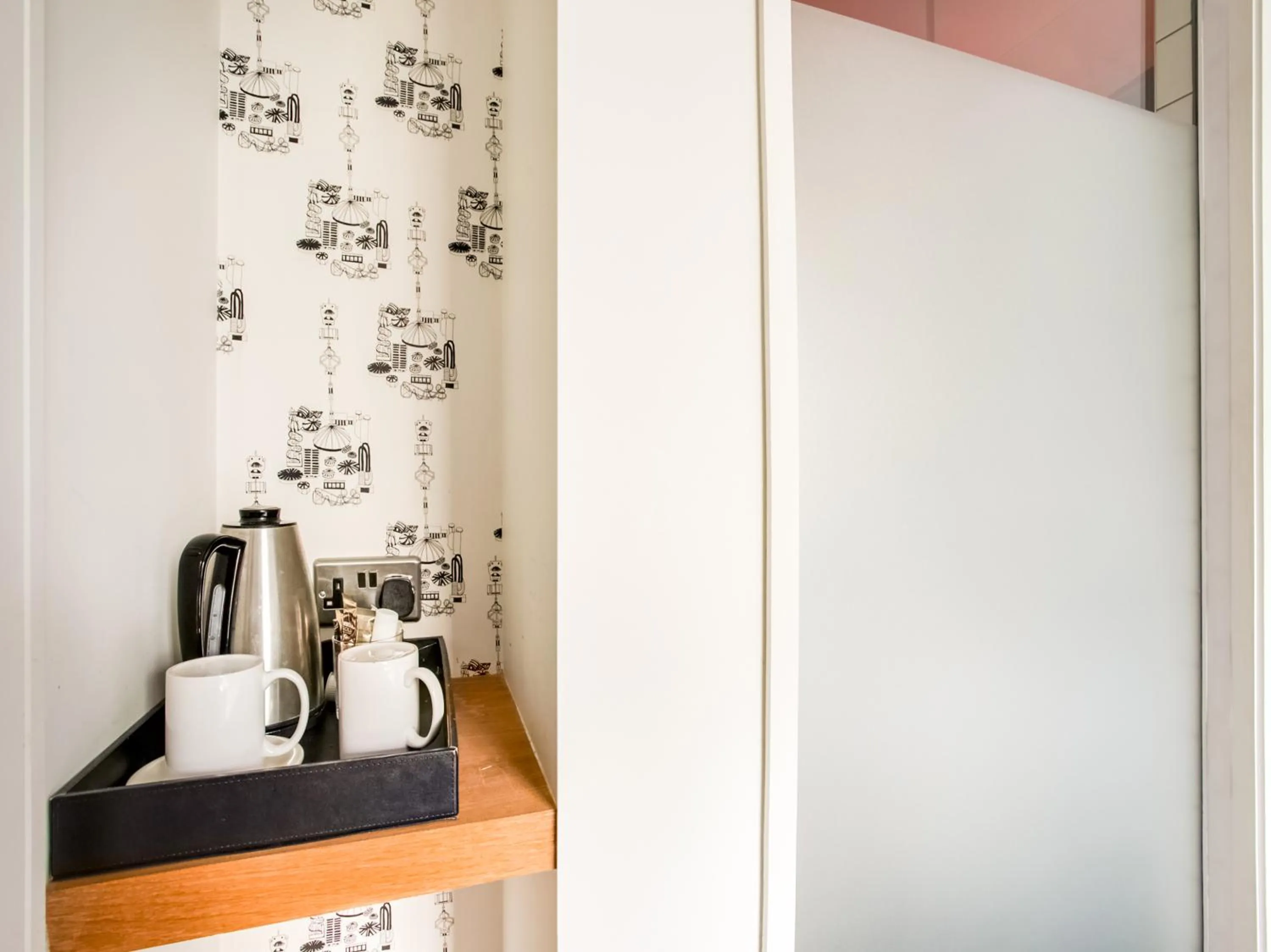 Coffee/Tea Facilities in OYO Fab Guest House