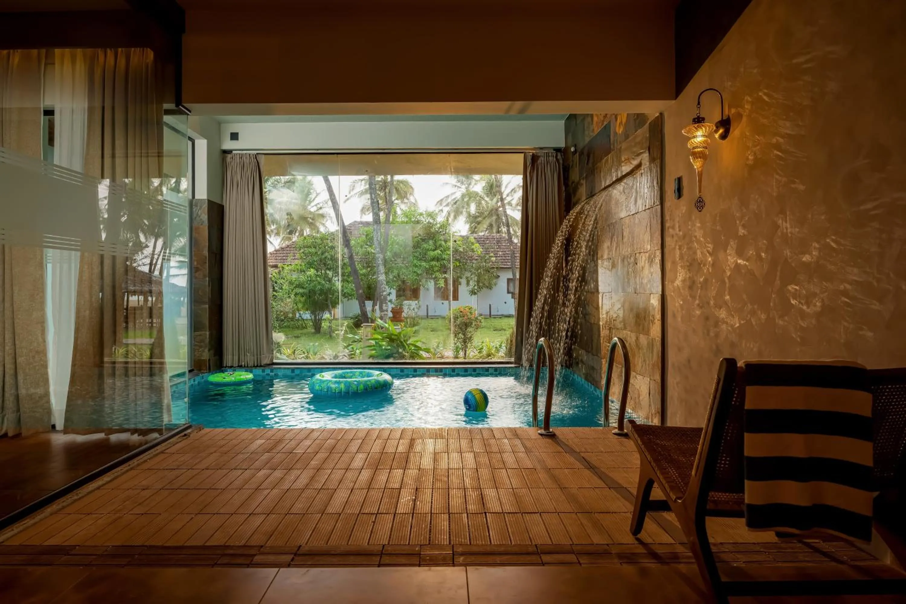 Swimming pool in Malabar Ocean Front Resort And Spa, Bekal