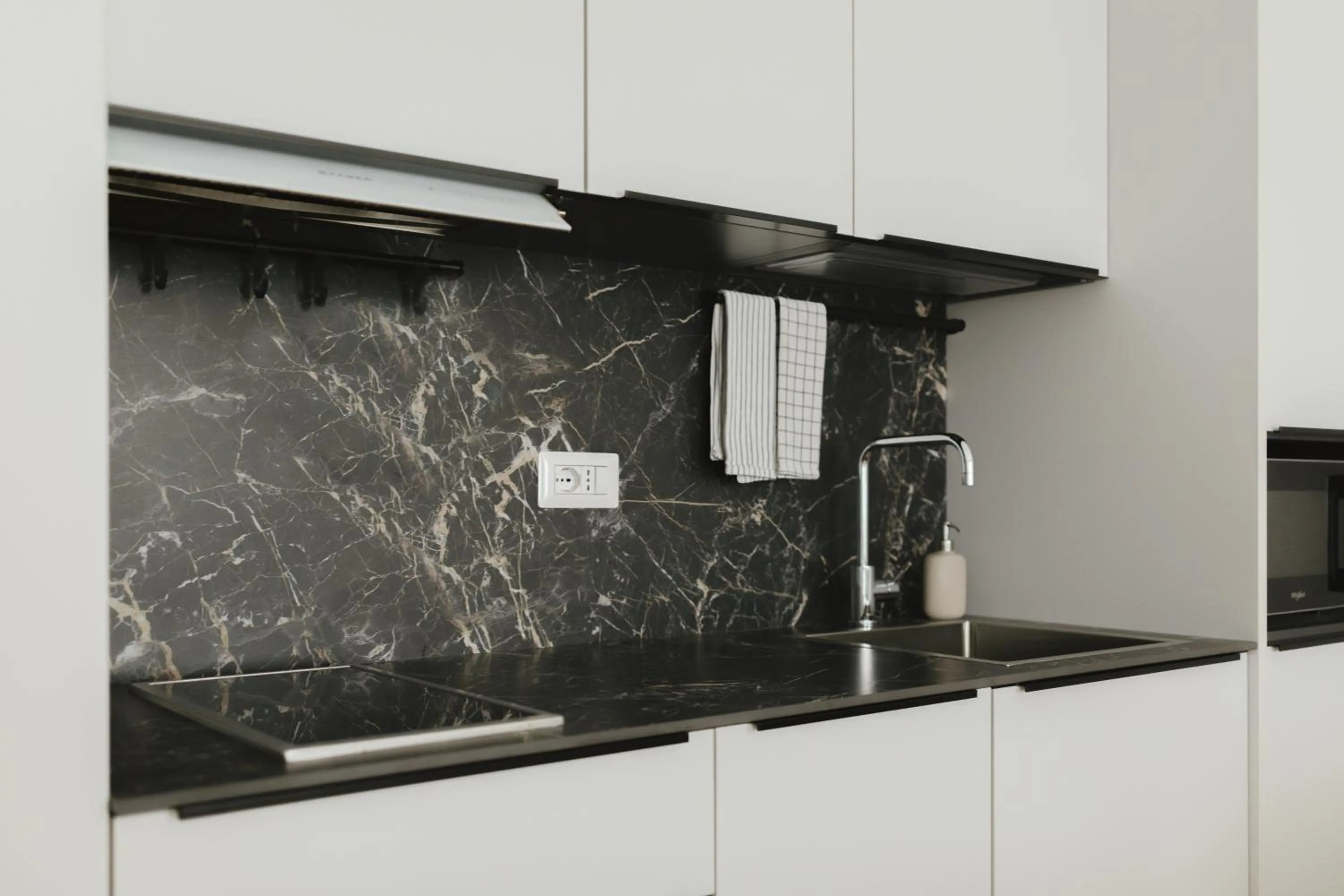 Kitchen or kitchenette in Residence Degli Aranci - Casêta