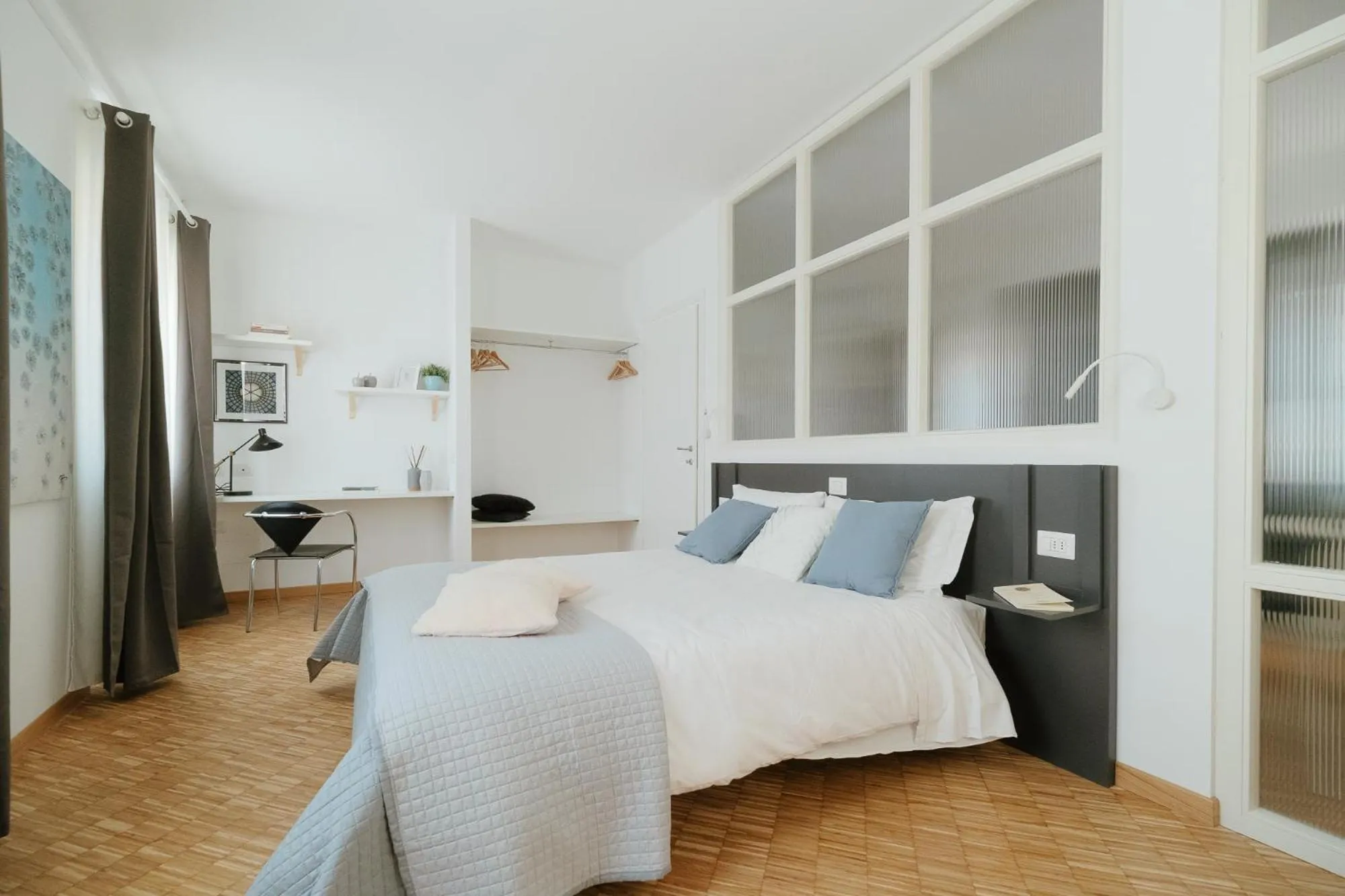 Photo of the whole room in Residence Degli Aranci - Casêta