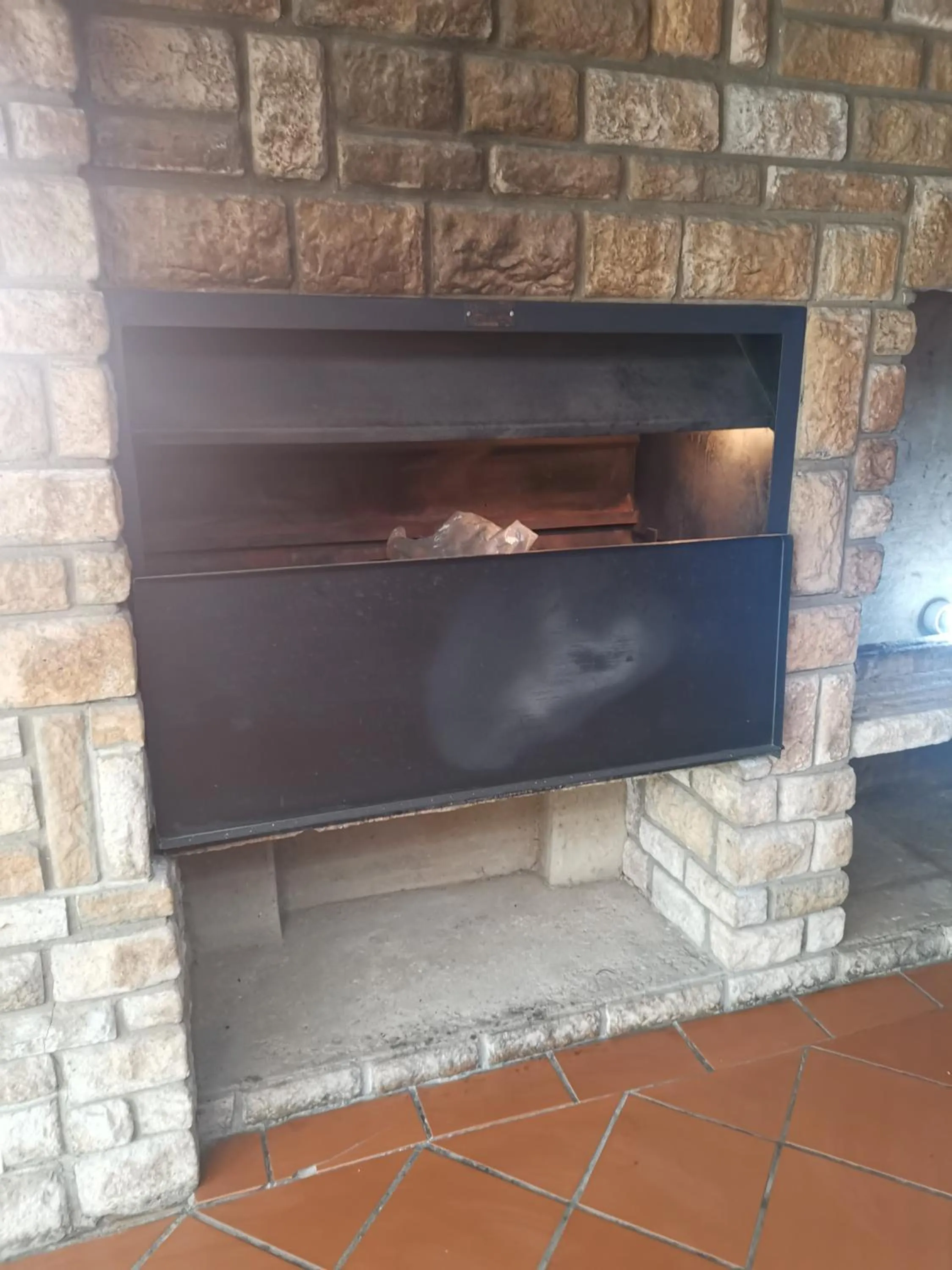 180 On Anderson Guest House