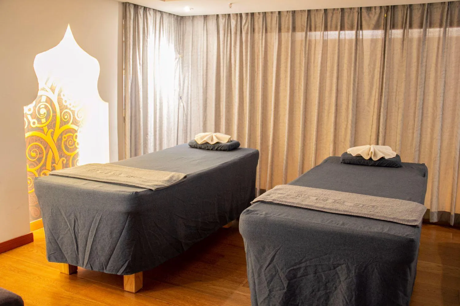 Spa and wellness centre/facilities, Bed in Grand Mercure Shanghai Hongqiao