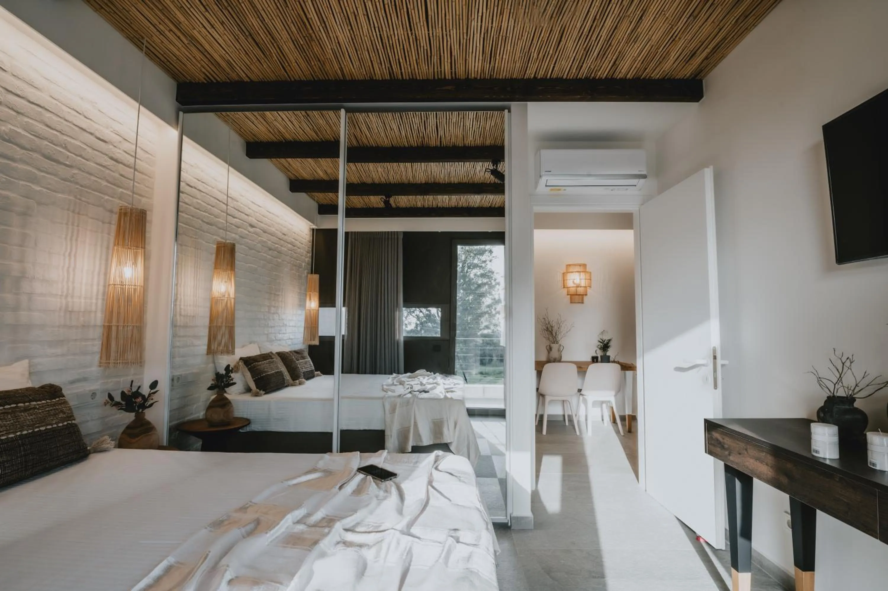 Bed in Suite Homes - Fine Living , Preveza