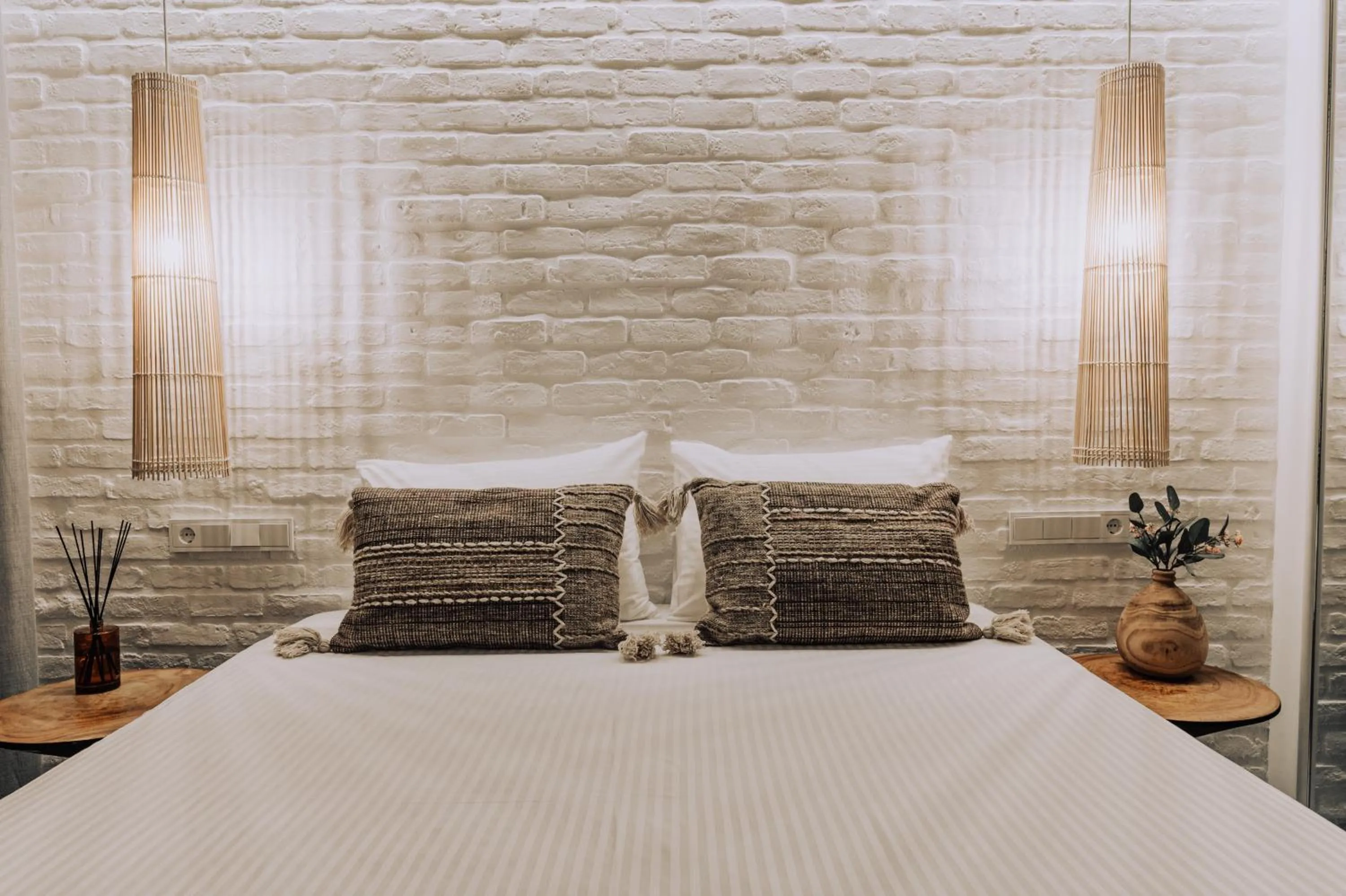 Bed in Suite Homes - Fine Living , Preveza