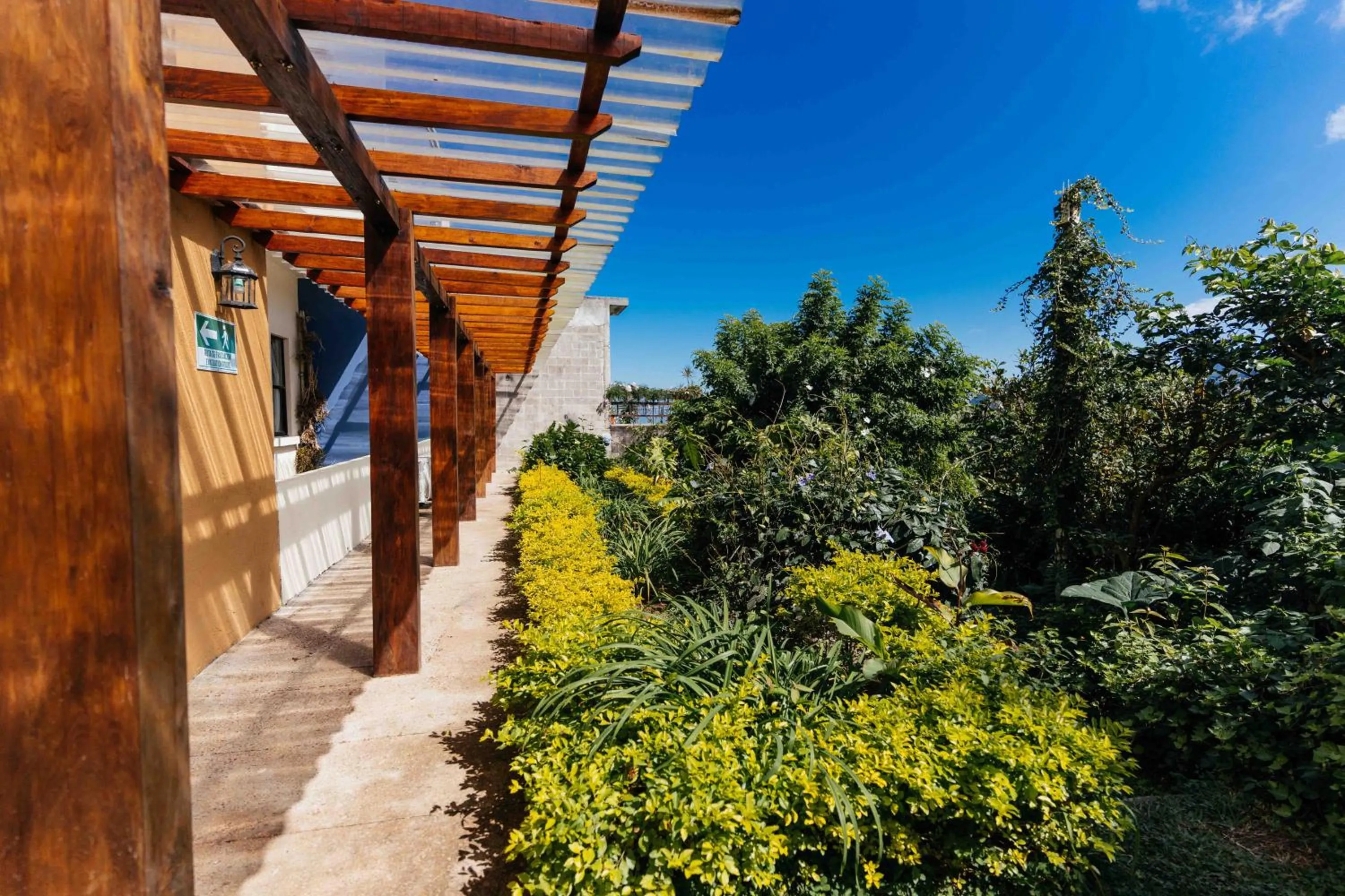 Garden view in Casa 1800 Ataco Hotel Boutique