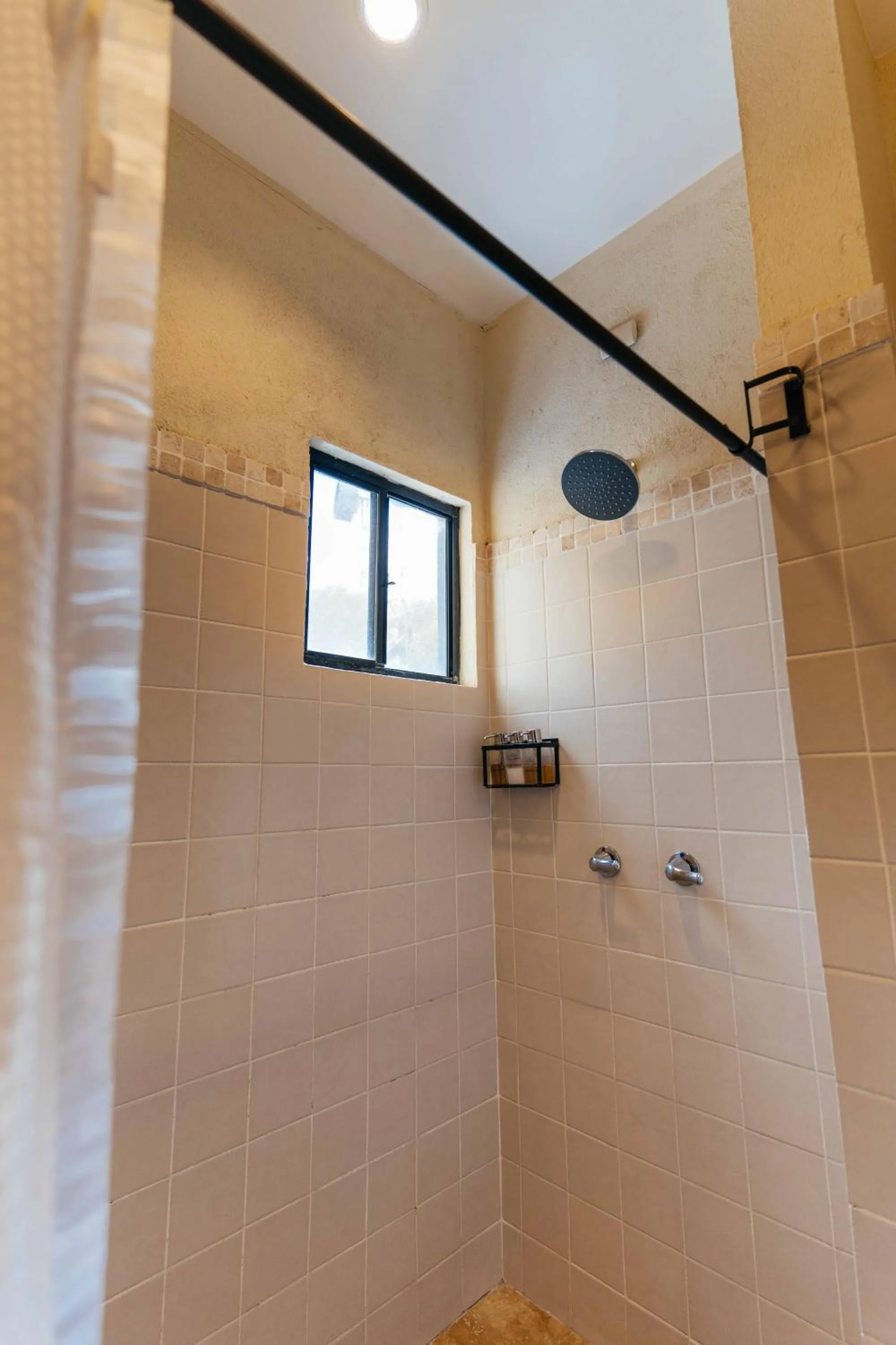 Shower in Casa 1800 Ataco Hotel Boutique