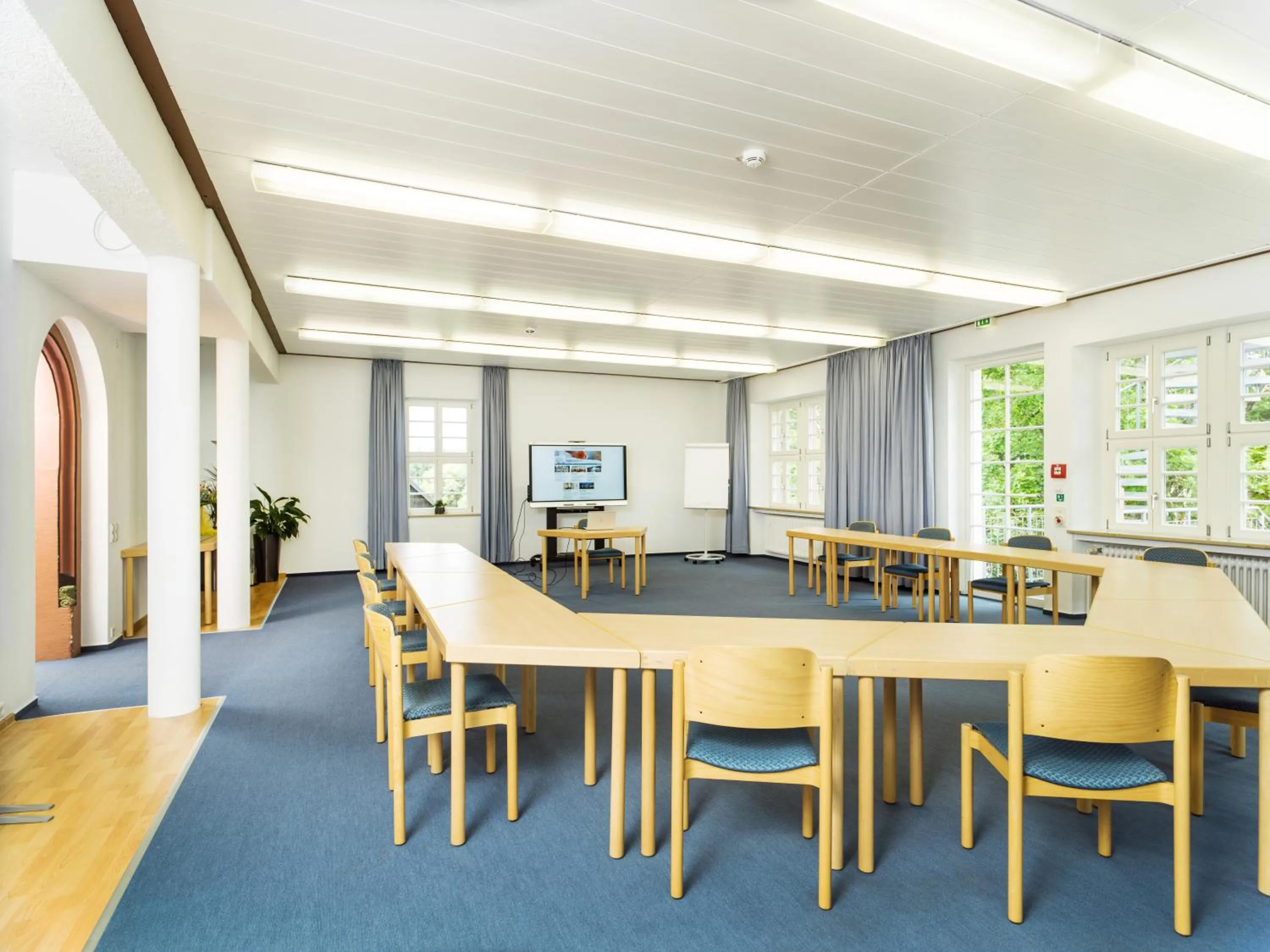 Business facilities in Bildungshaus Neckarelz