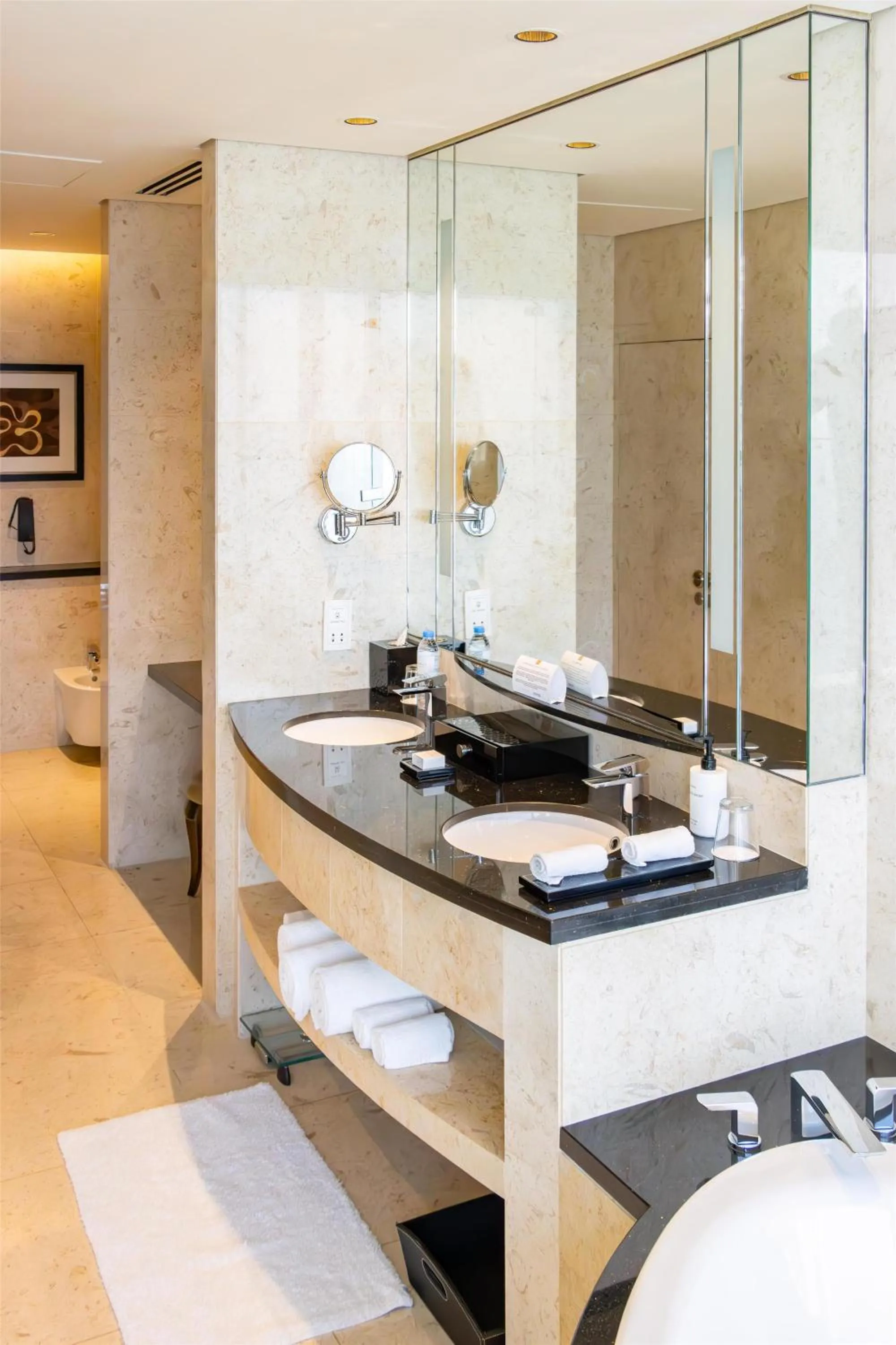 Bathroom in Conrad Dubai
