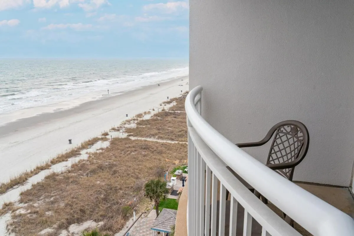 Towers On The Grove 724 Direct Oceanfront Suite Sleeps 6 guests