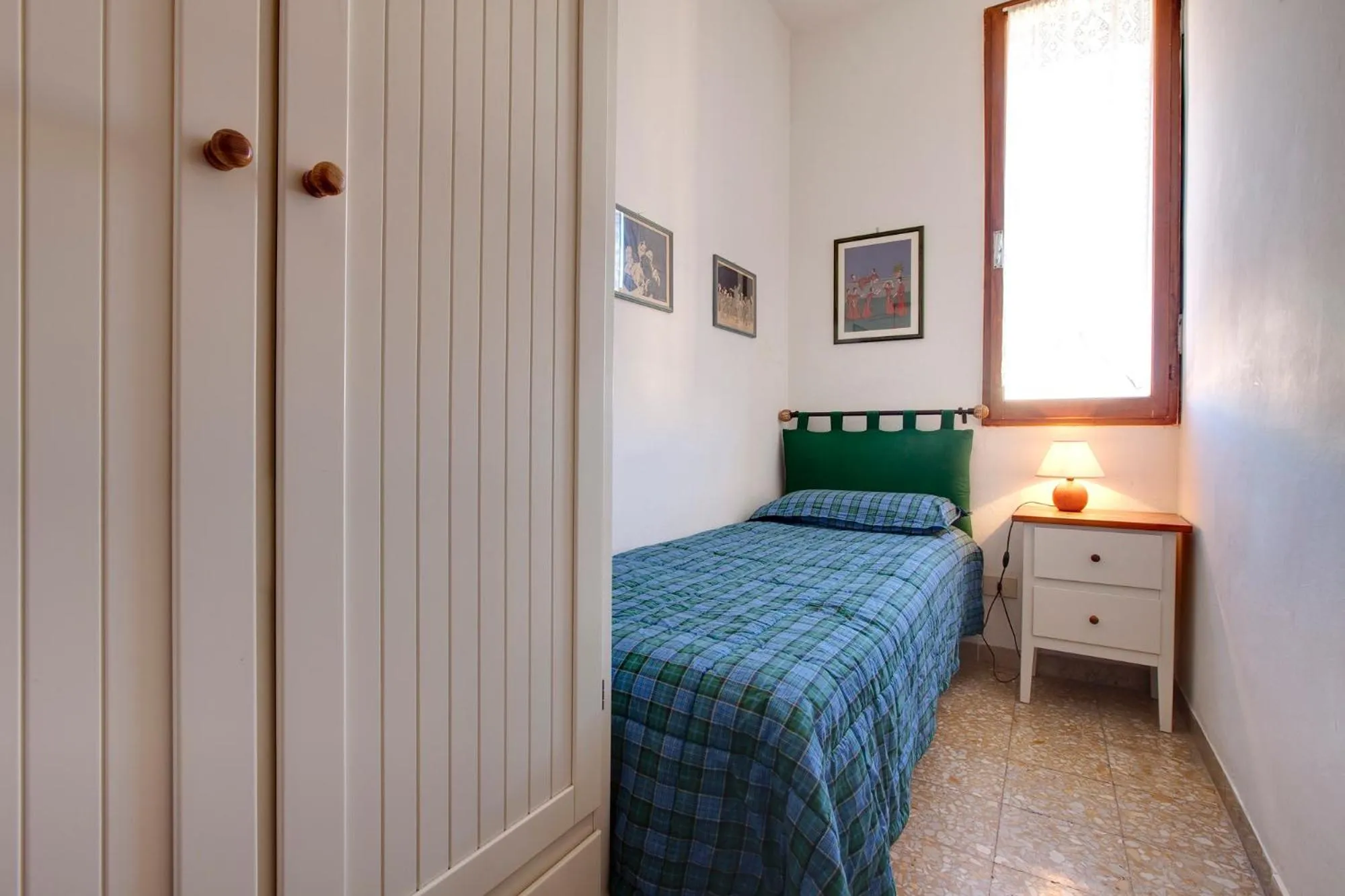Bedroom, Bed in Appartamento Alfanihouse