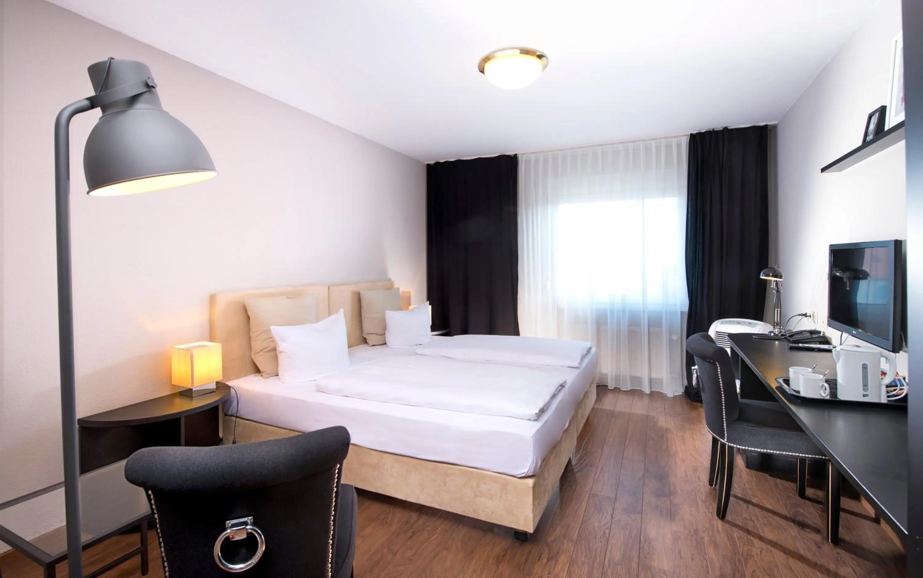 Photo of the whole room in Tryp by Wyndham Bremen Airport