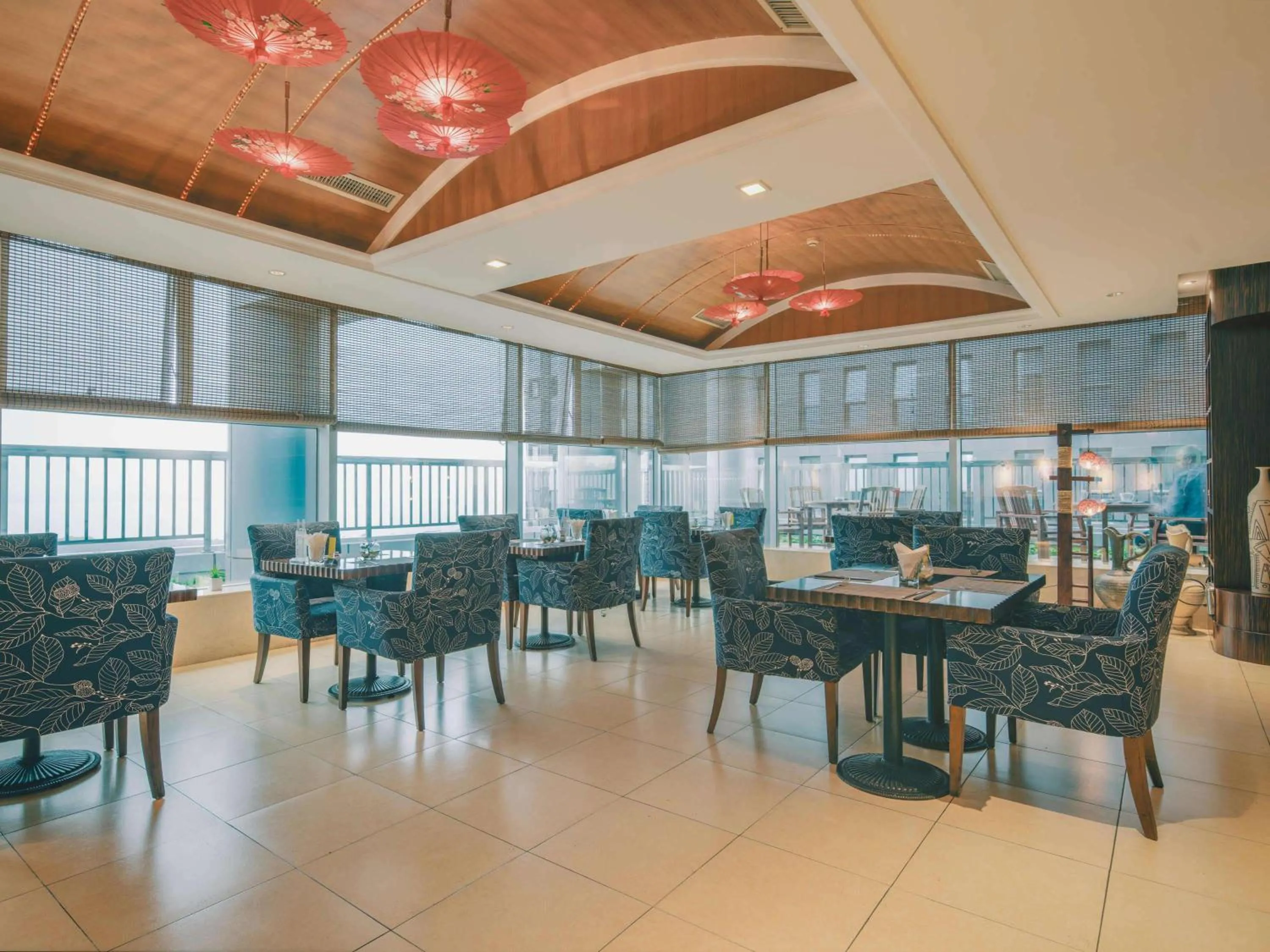 Restaurant/places to eat in Oriental Ginza Hotel Shenzhen