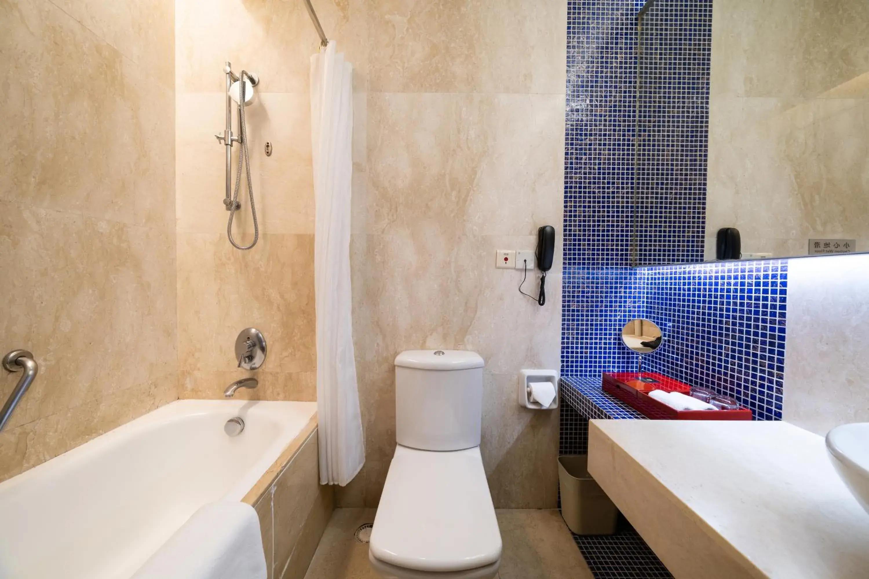 Superior King Room with City View in Oriental Ginza Hotel Shenzhen Superior King Room with City View in Oriental Ginza Hotel Shenzhen