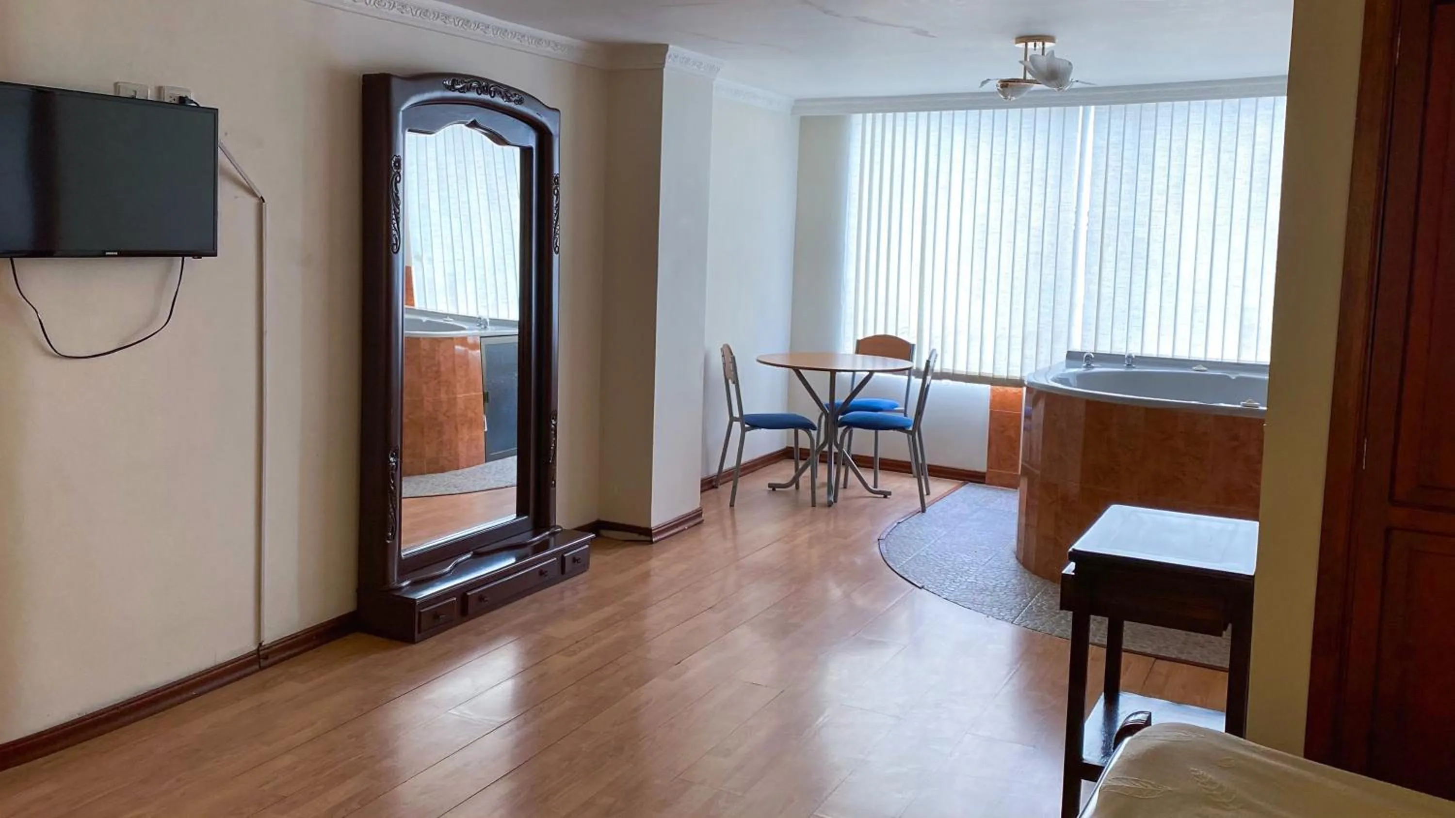 Hot Tub in Internacional El Nogal Ipiales