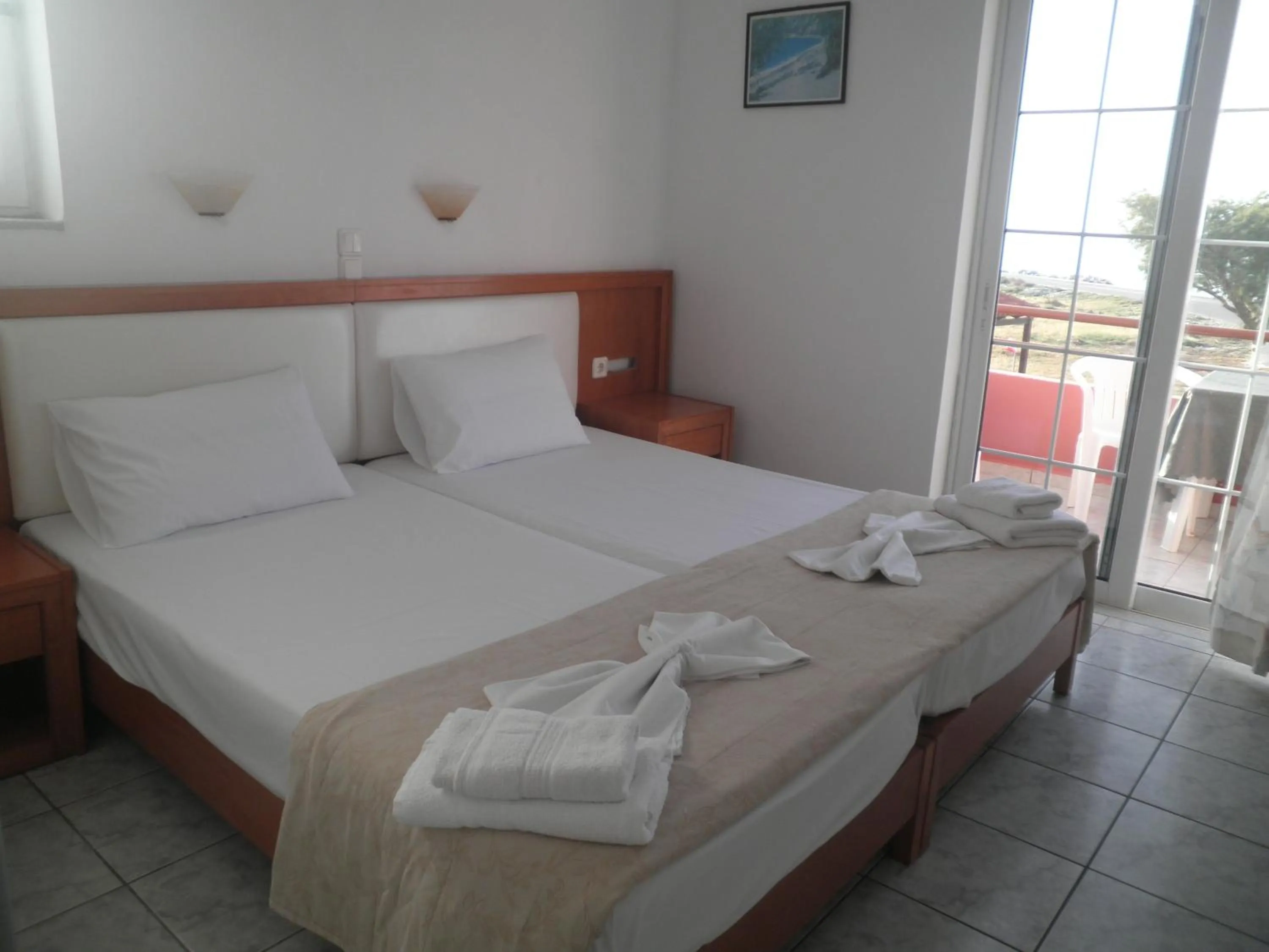 Bed in Haridimos Apartments