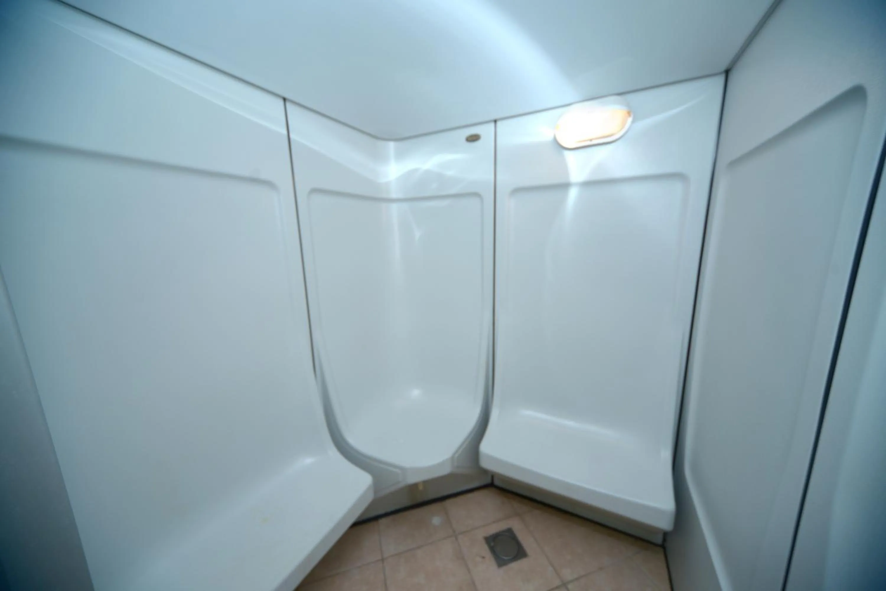 Steam room in Nejoum Al Emarat