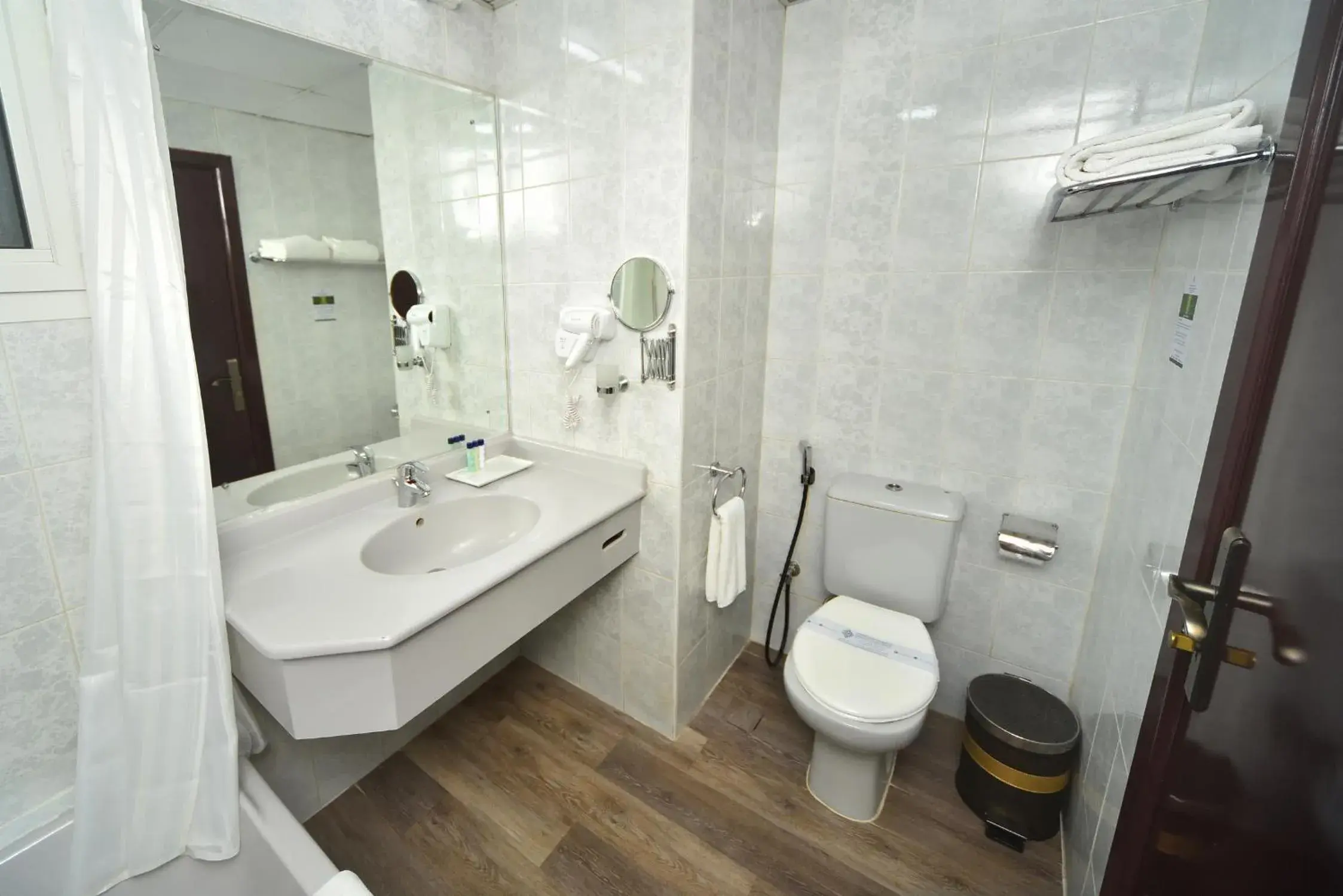 Triple Room in Nejoum Al Emarat Triple Room in Nejoum Al Emarat