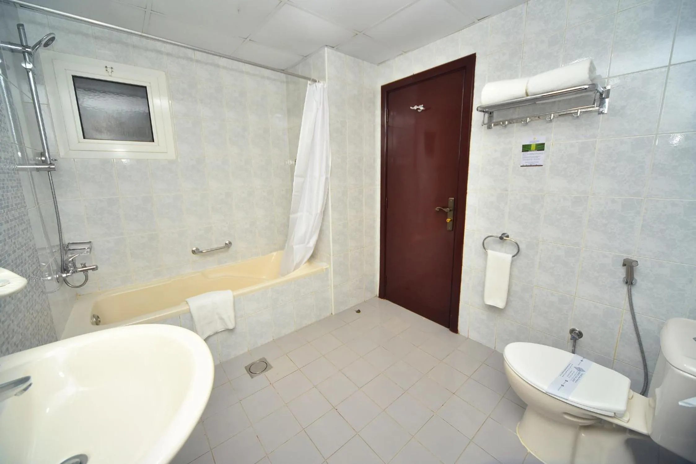 Bathroom in Nejoum Al Emarat