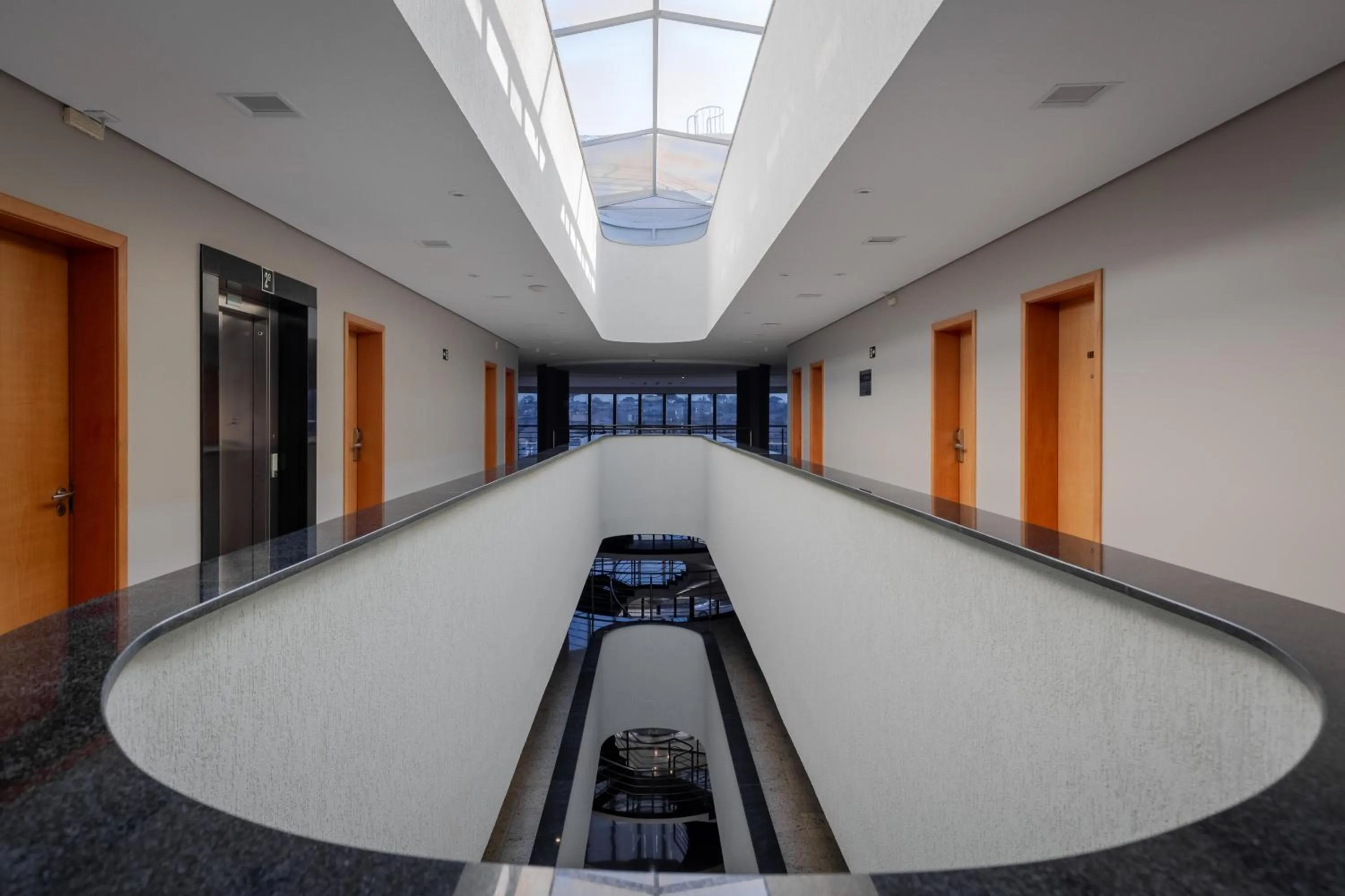 Photo of the whole room in Nohotel Premium Americana