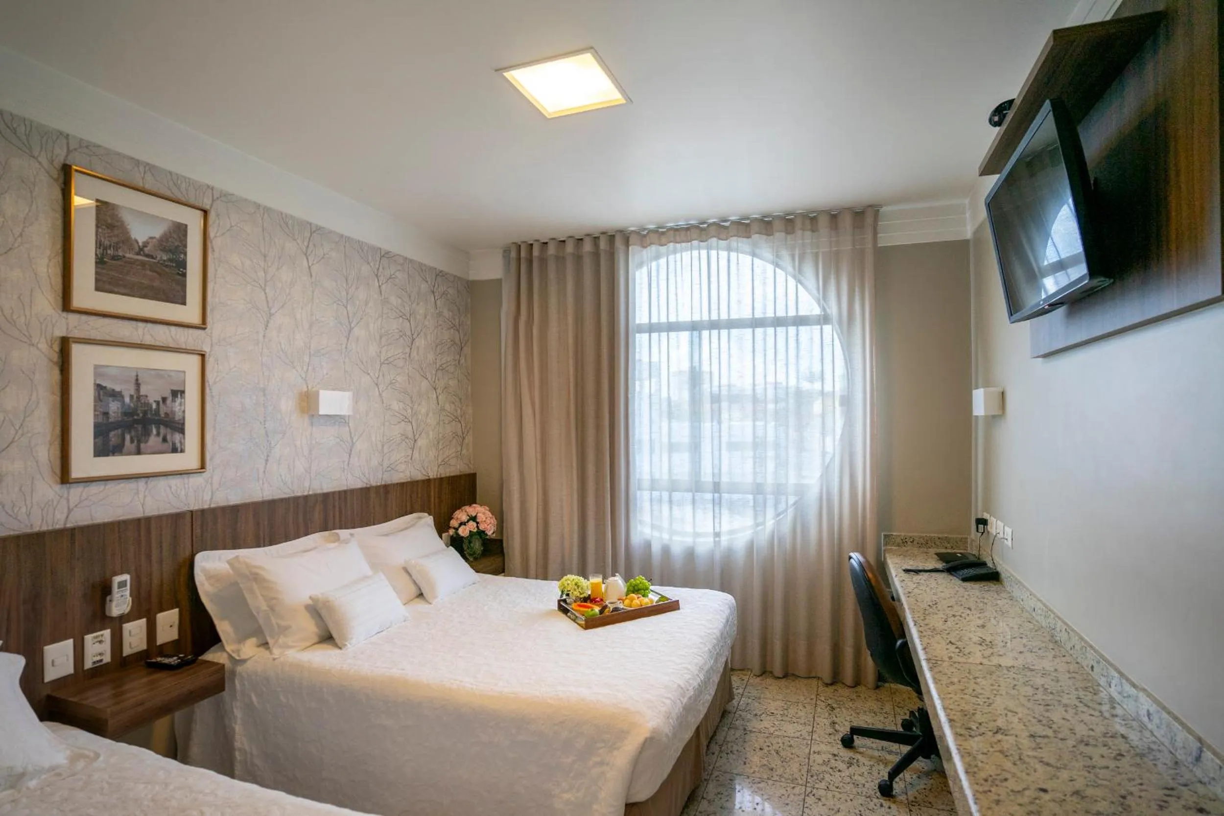 Bedroom, Bed in Nohotel Premium Americana