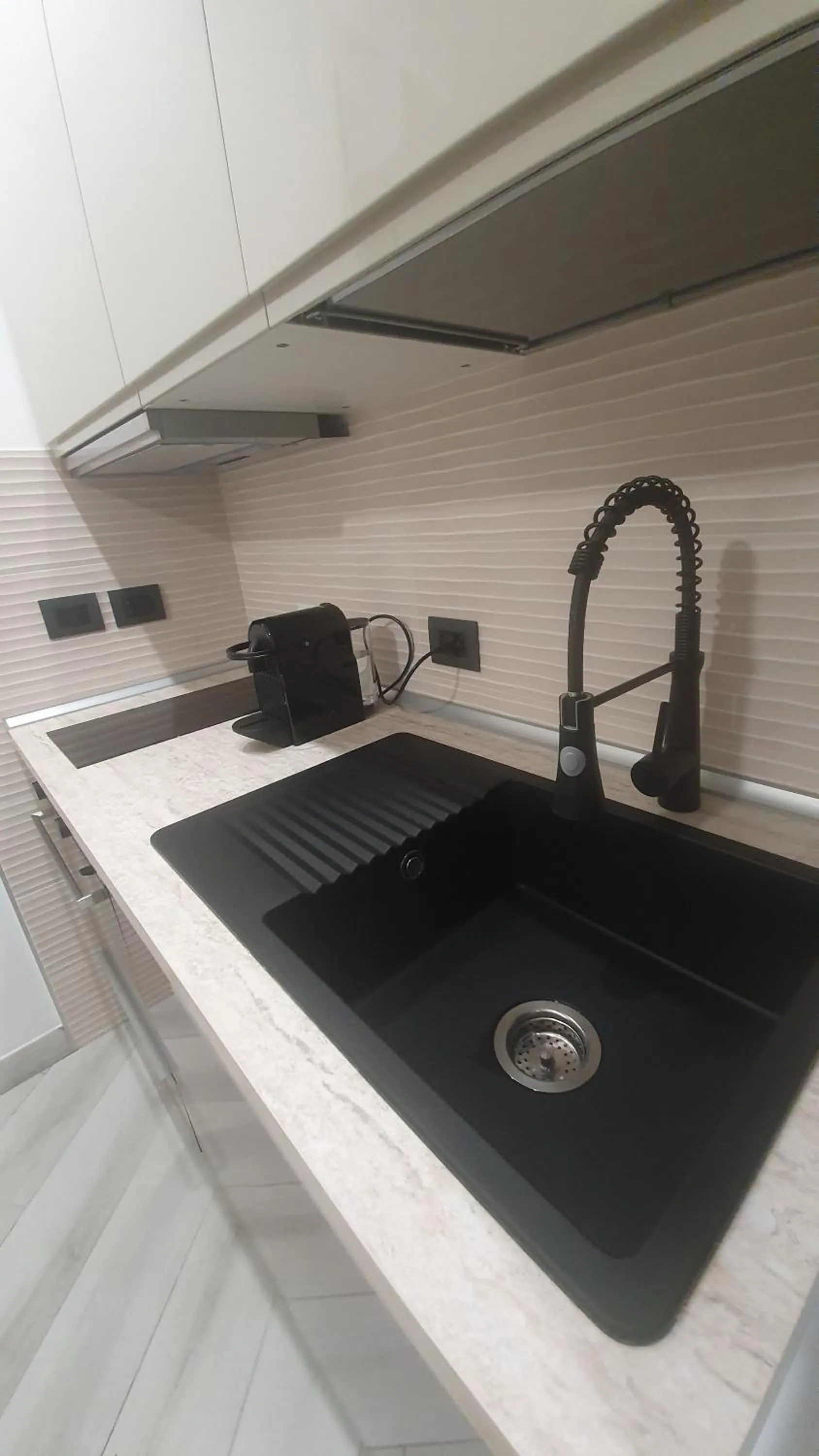 Kitchen or kitchenette in b&b 1930