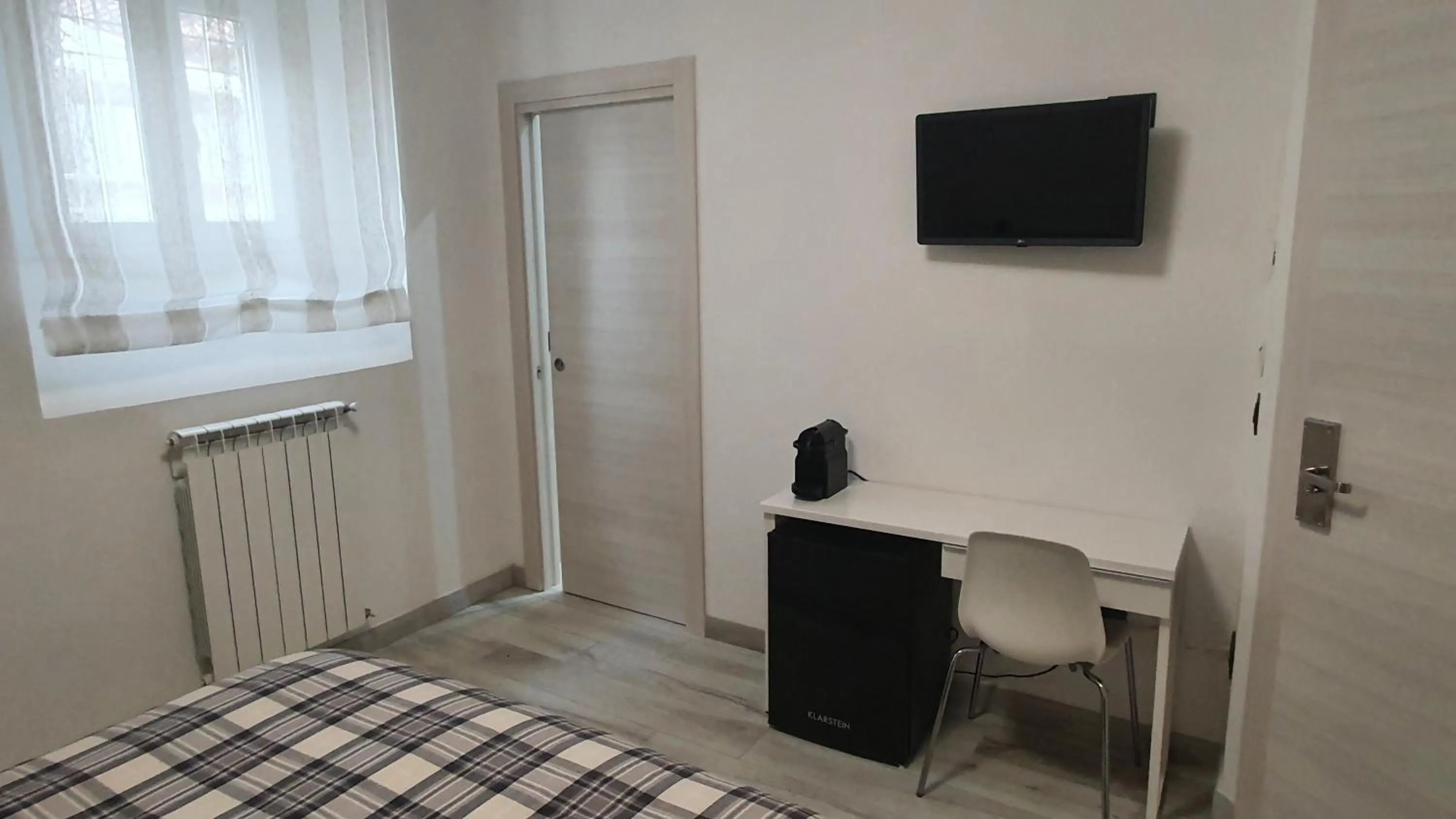 Bedroom, Bed in b&b 1930