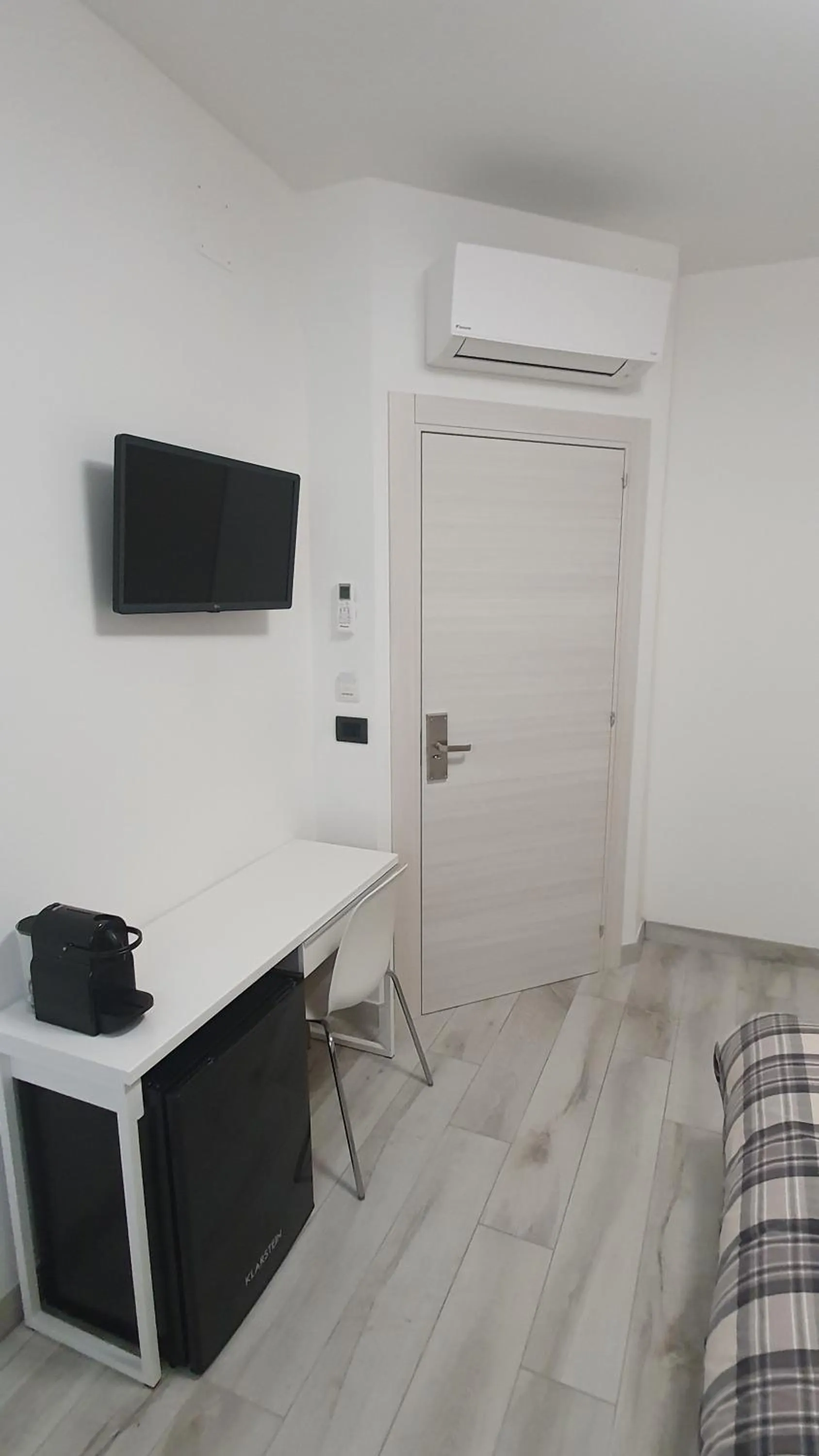 Bedroom, Bed in b&b 1930