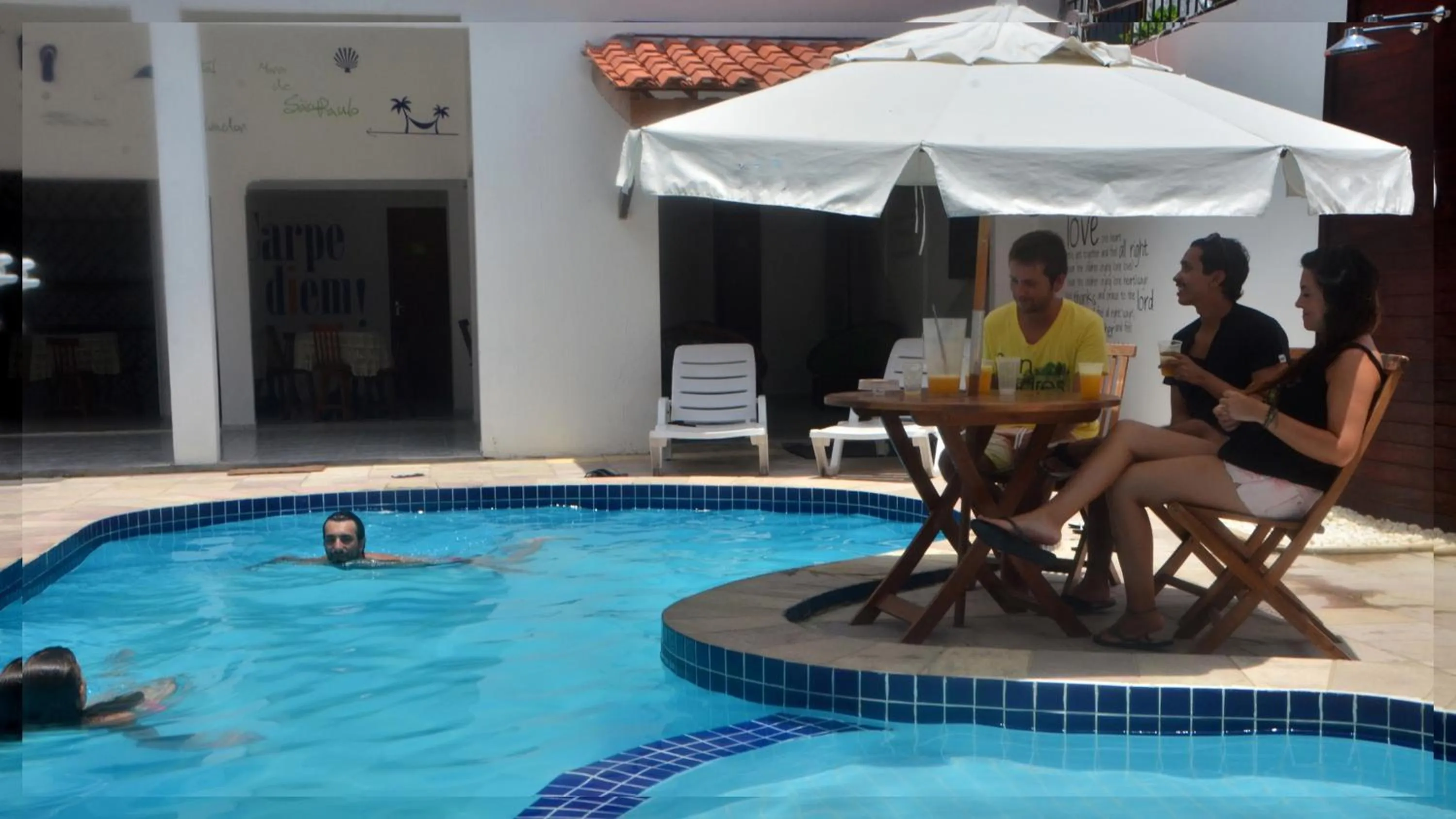 Facade/entrance in Che Lagarto Hostel Porto de Galinhas