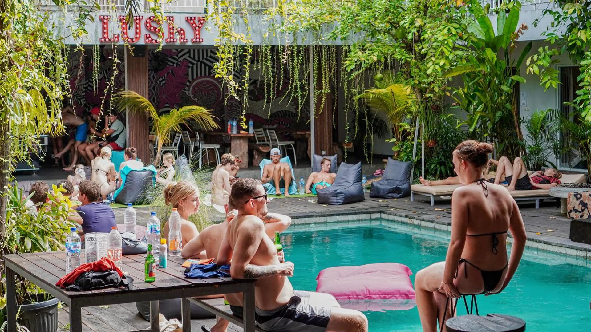 Lushy Hostel Canggu